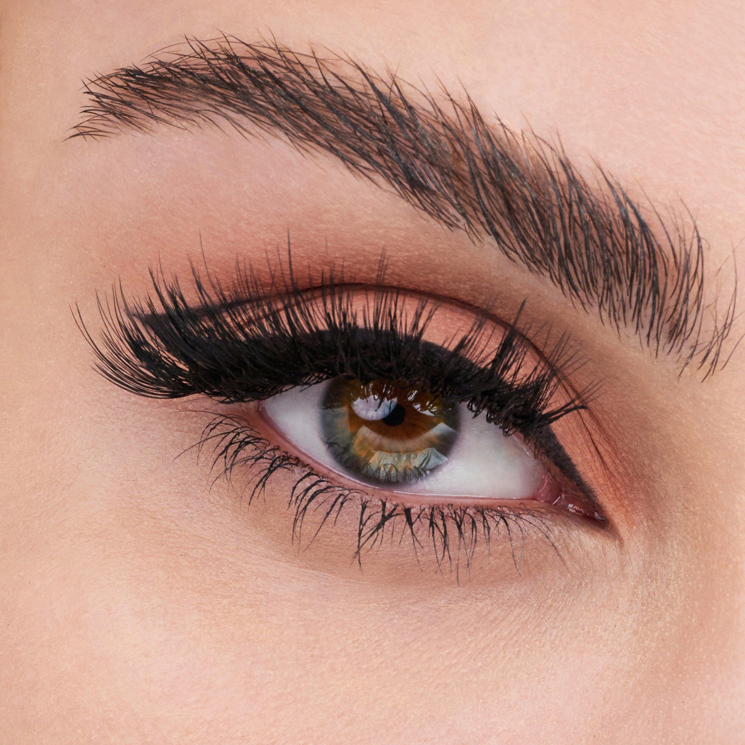 Produktbild essence LASH LIKE A BOSS false lashes 2 von 9