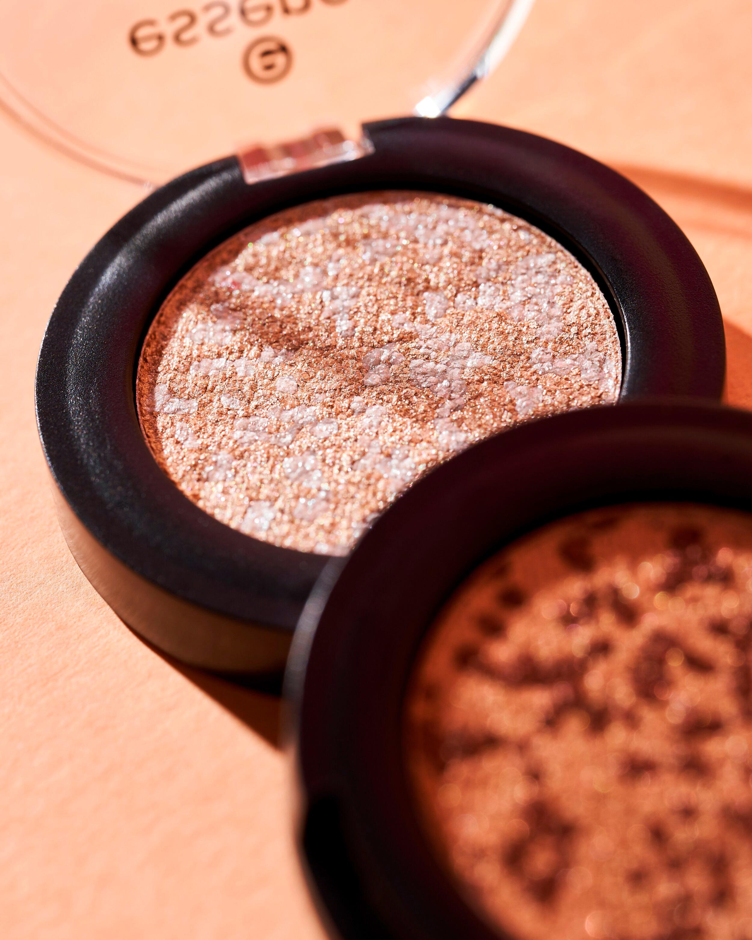 Produktbild essence soft touch eyeshadow 7 von 14