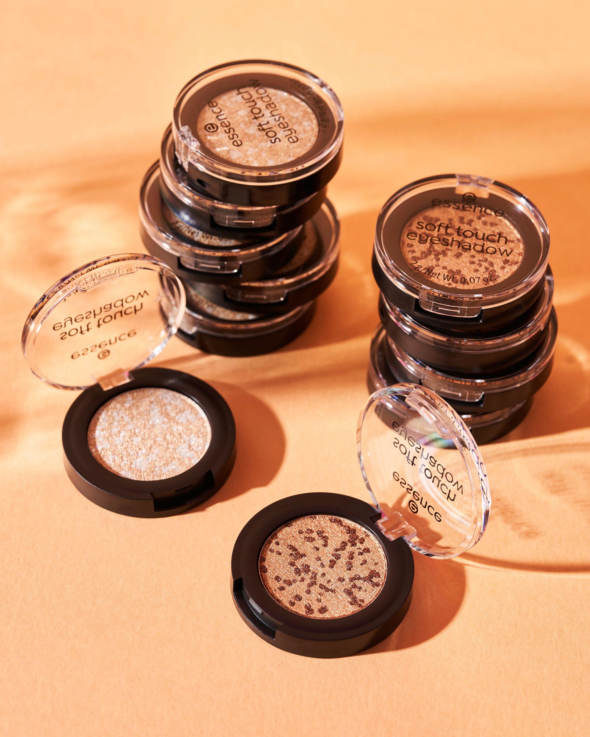 Produktbild essence soft touch eyeshadow 8 von 10