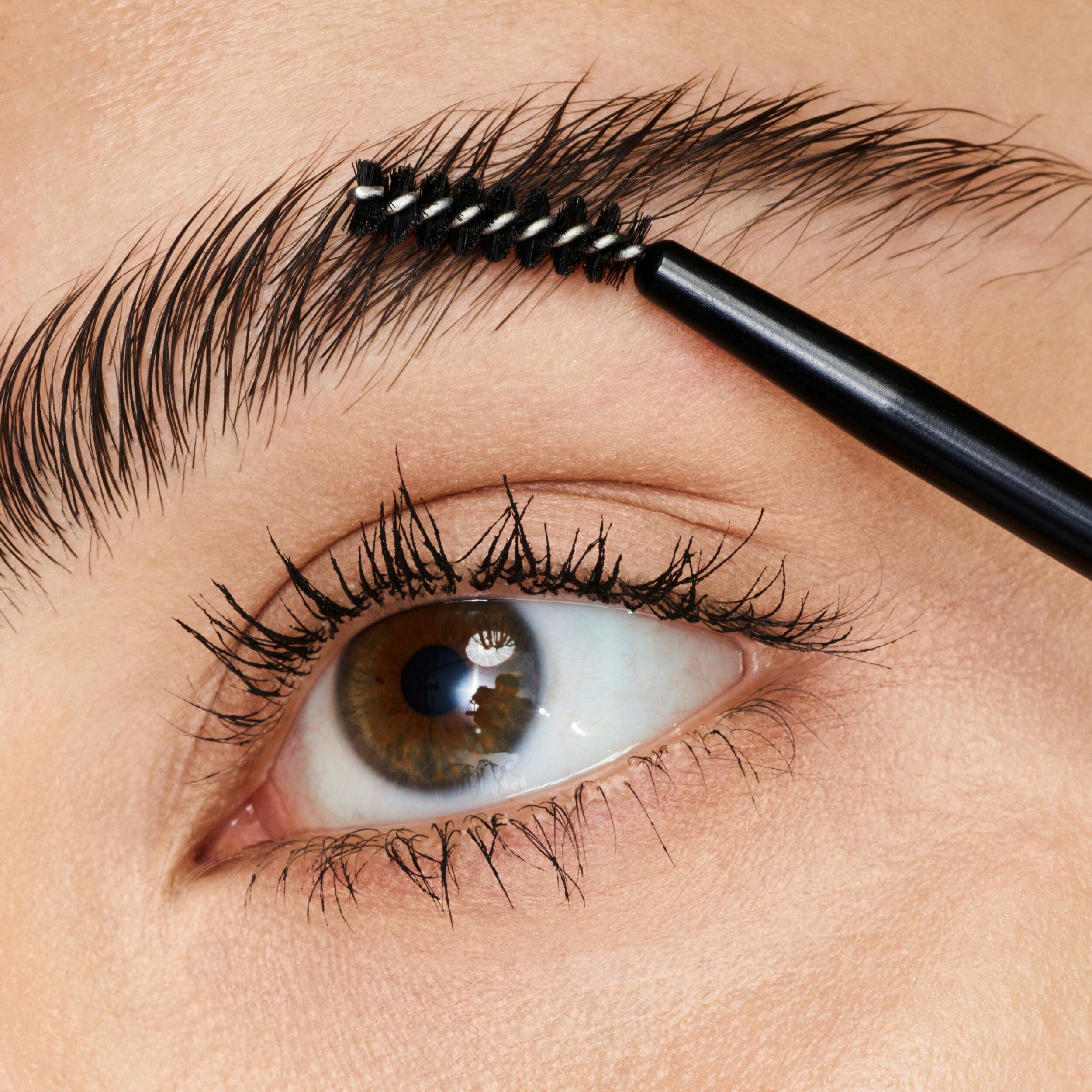 Produktbild Catrice Lift Up Brow Styling Brush 2 von 5