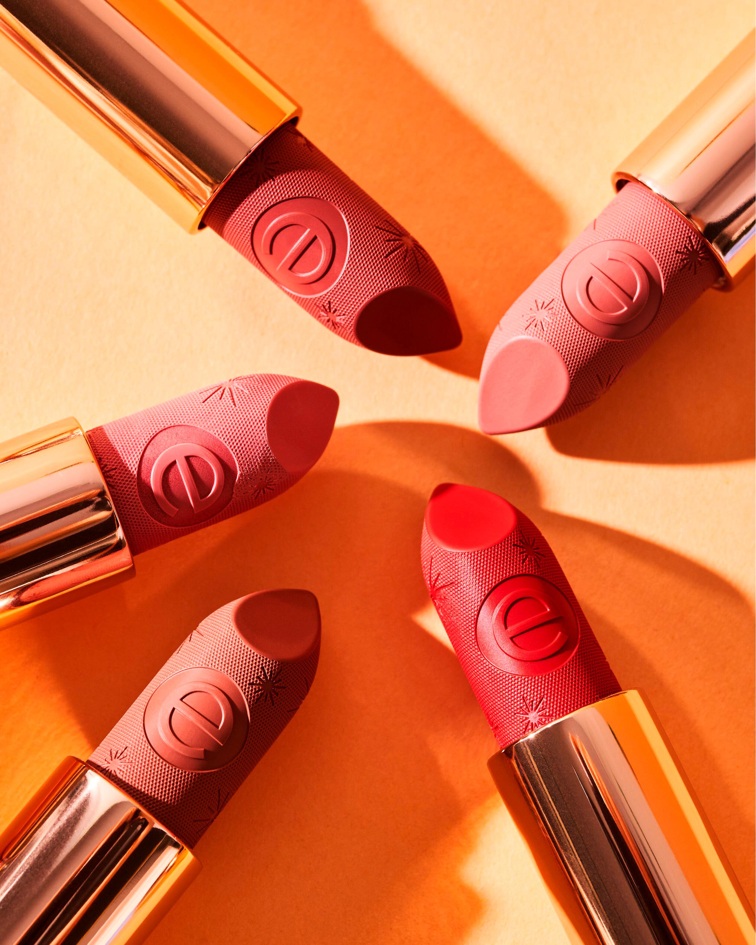 Produktbild essence caring SHINE Vegan Collagen Lipstick 6 von 8