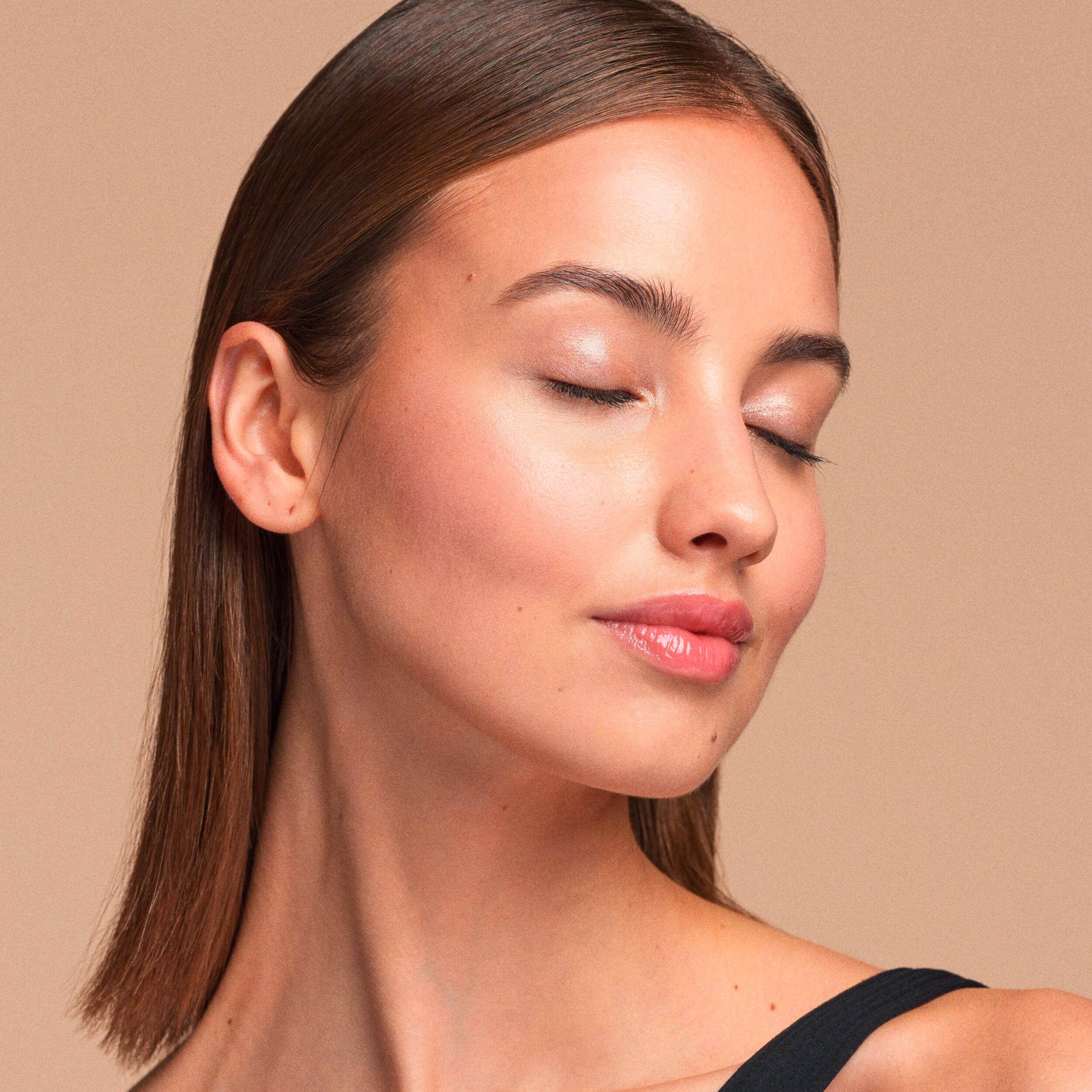 Produktbild Catrice All Over Glow Tint 14 von 15