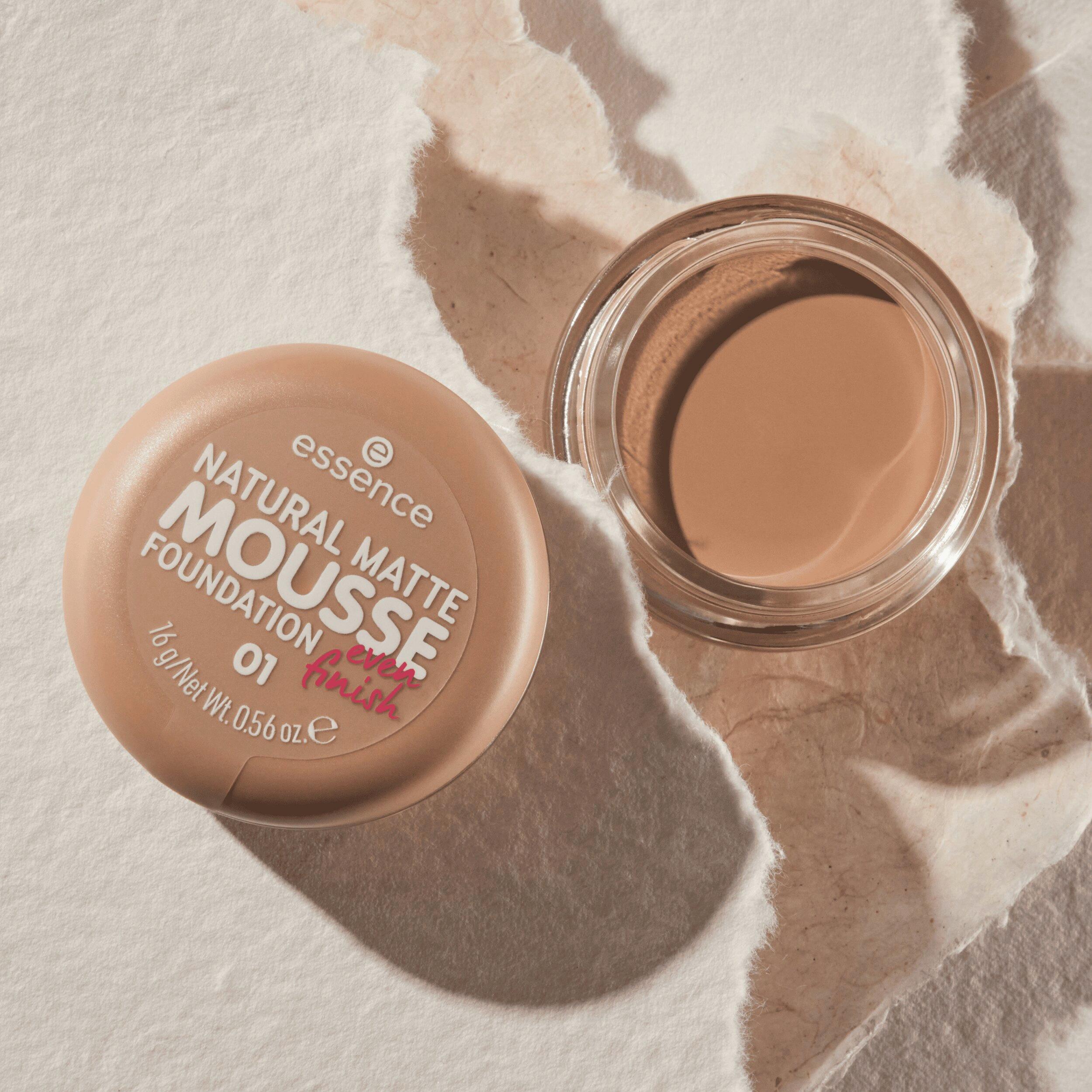 Produktbild essence NATURAL MATTE MOUSSE FOUNDATION 2 von 8