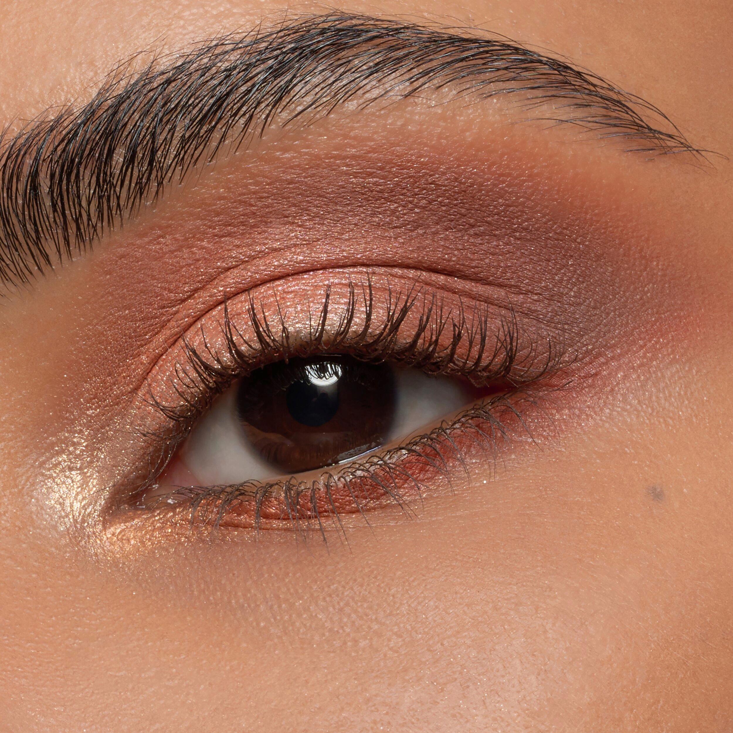 Produktbild essence Mascara Lash Without Limits 3 von 10