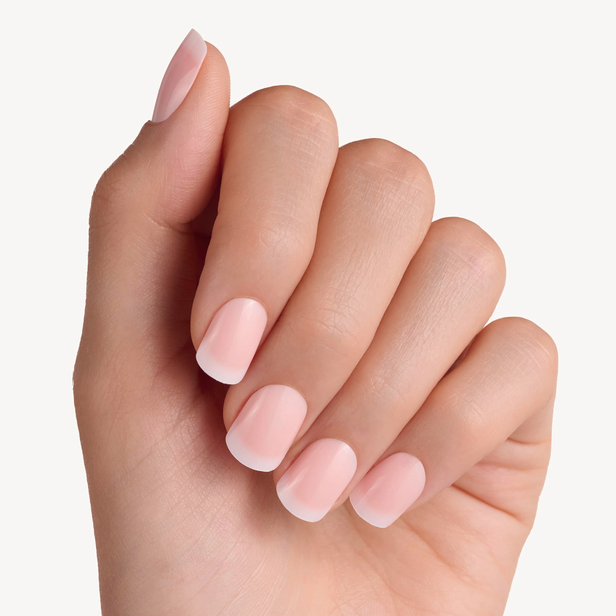 Produktbild essence french MANICURE click-on nails 5 von 6