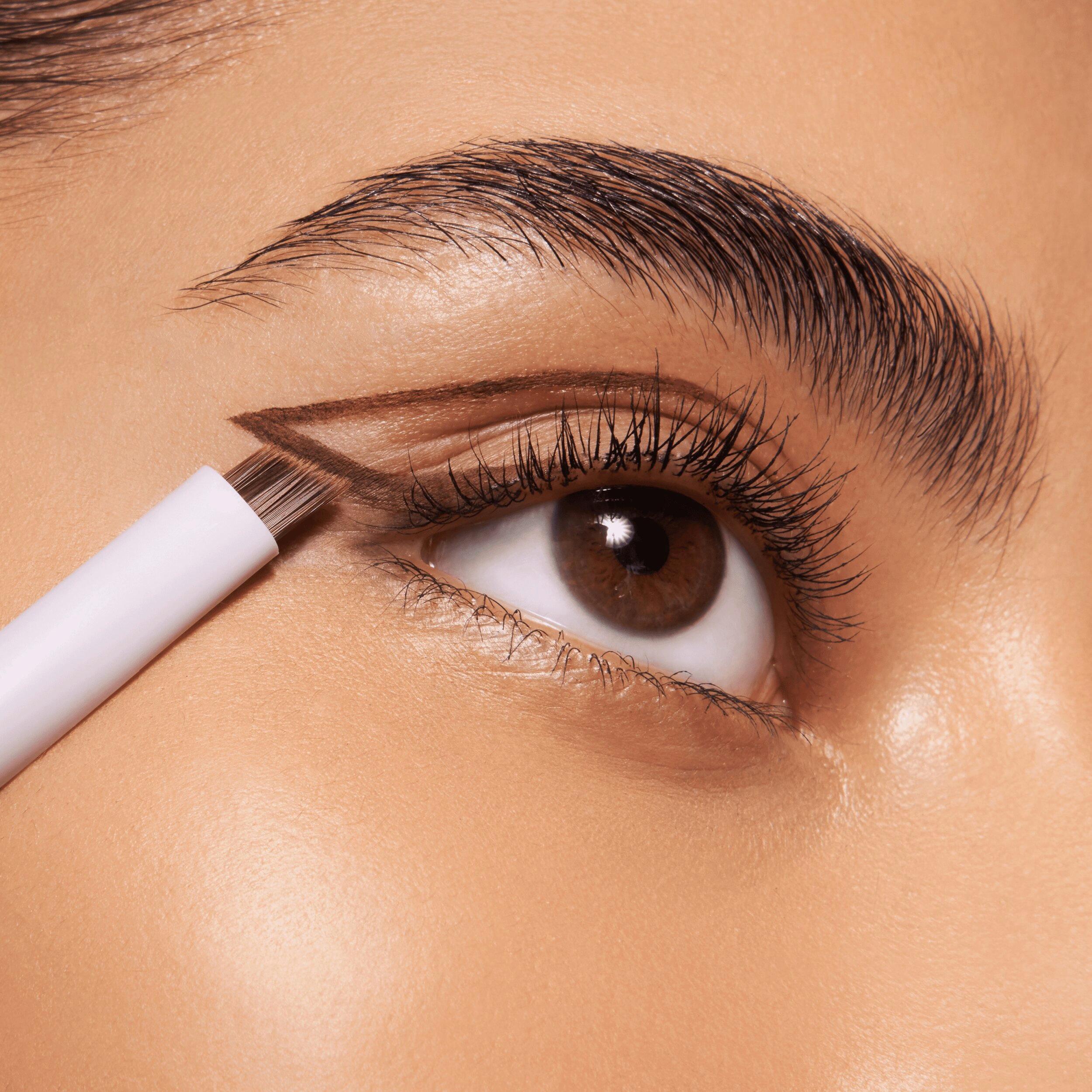 Produktbild essence Eyelinerbrush 5 von 7