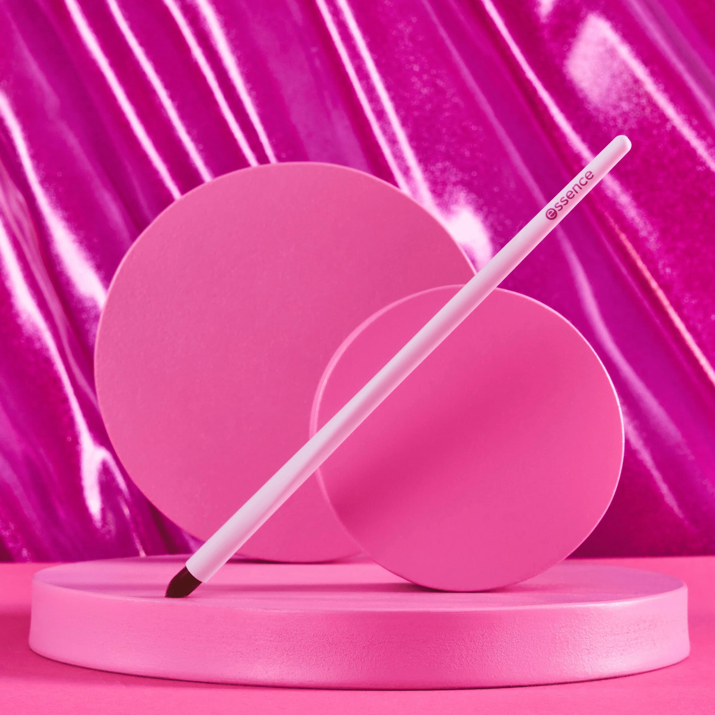 Produktbild essence pencil brush 5 von 6