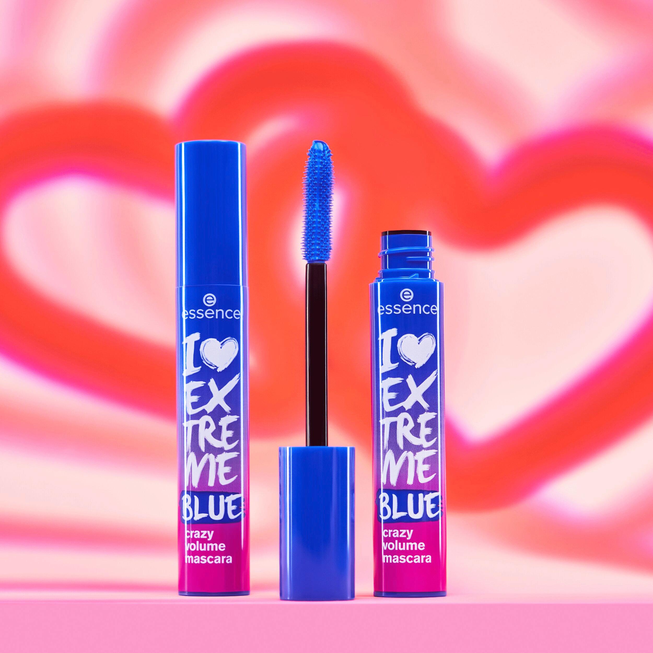 Produktbild essence I LOVE EXTREME BLUE crazy volume mascara 14 von 15