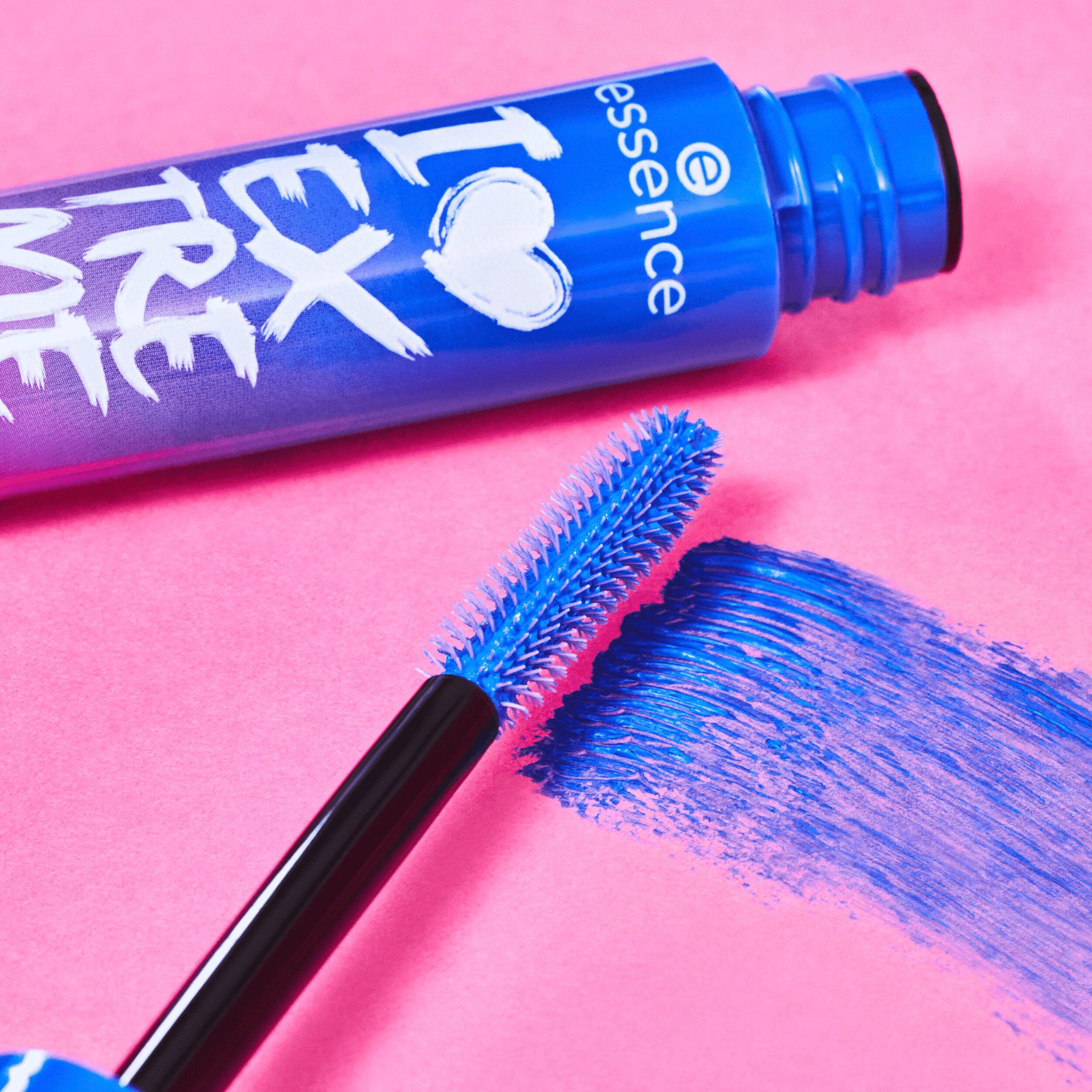 Produktbild essence I LOVE EXTREME BLUE crazy volume mascara 11 von 15