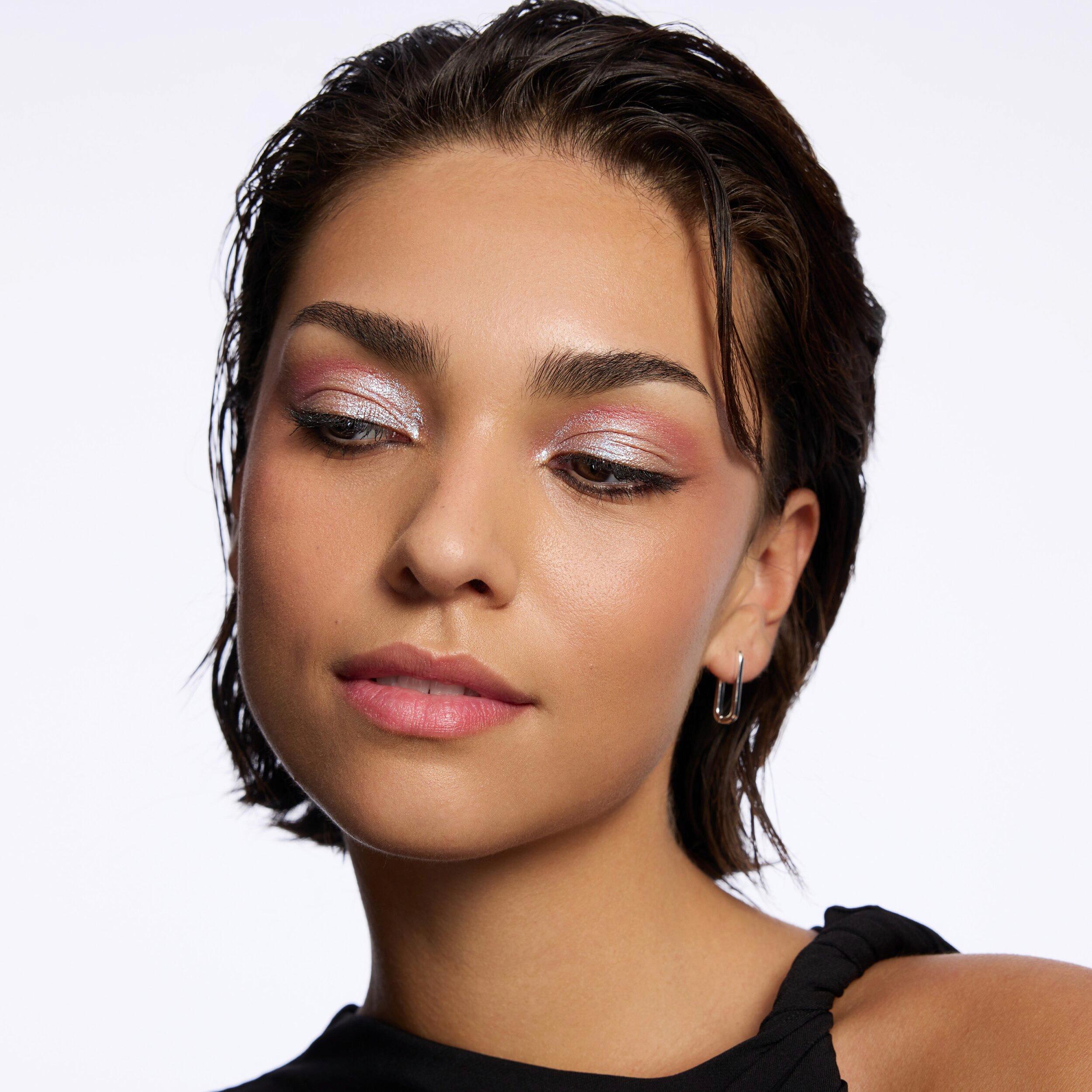 Produktbild Catrice Space Glam Liquid Chrome Eyeshadow 15 von 15