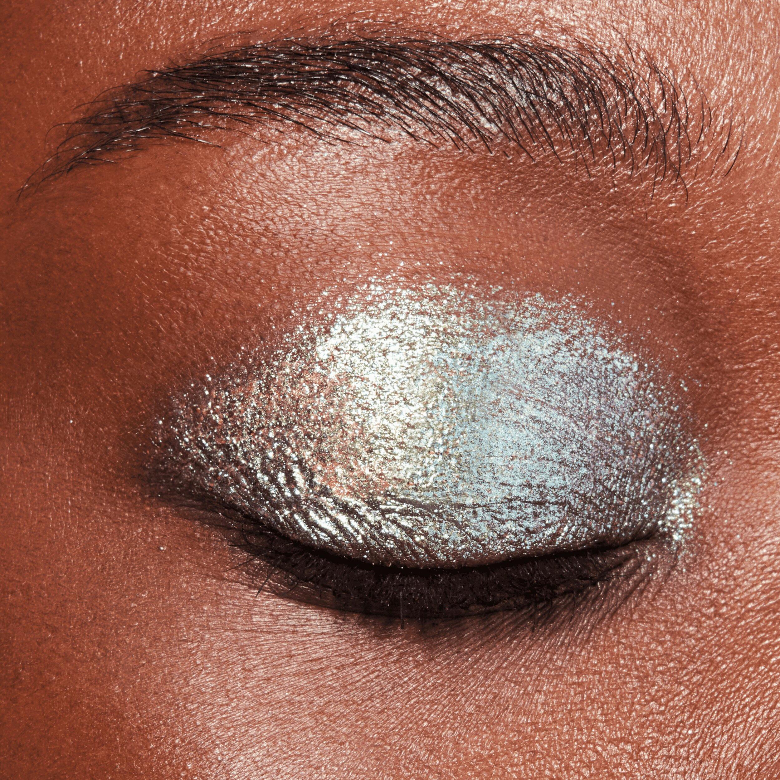 Produktbild Catrice Space Glam Liquid Chrome Eyeshadow 6 von 15