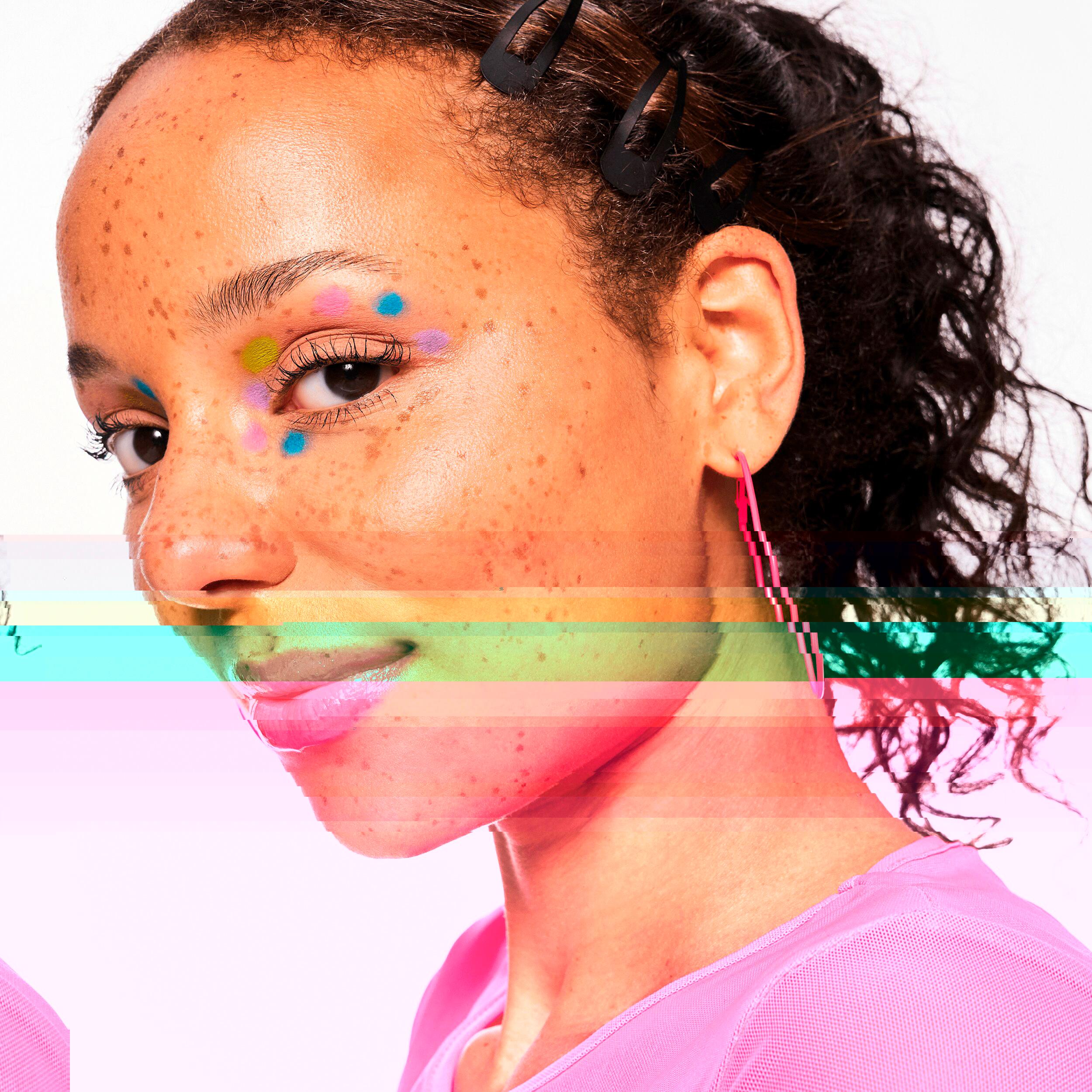 Produktbild essence BABY GOT HOLO GLOW highlighter stick 5 von 9