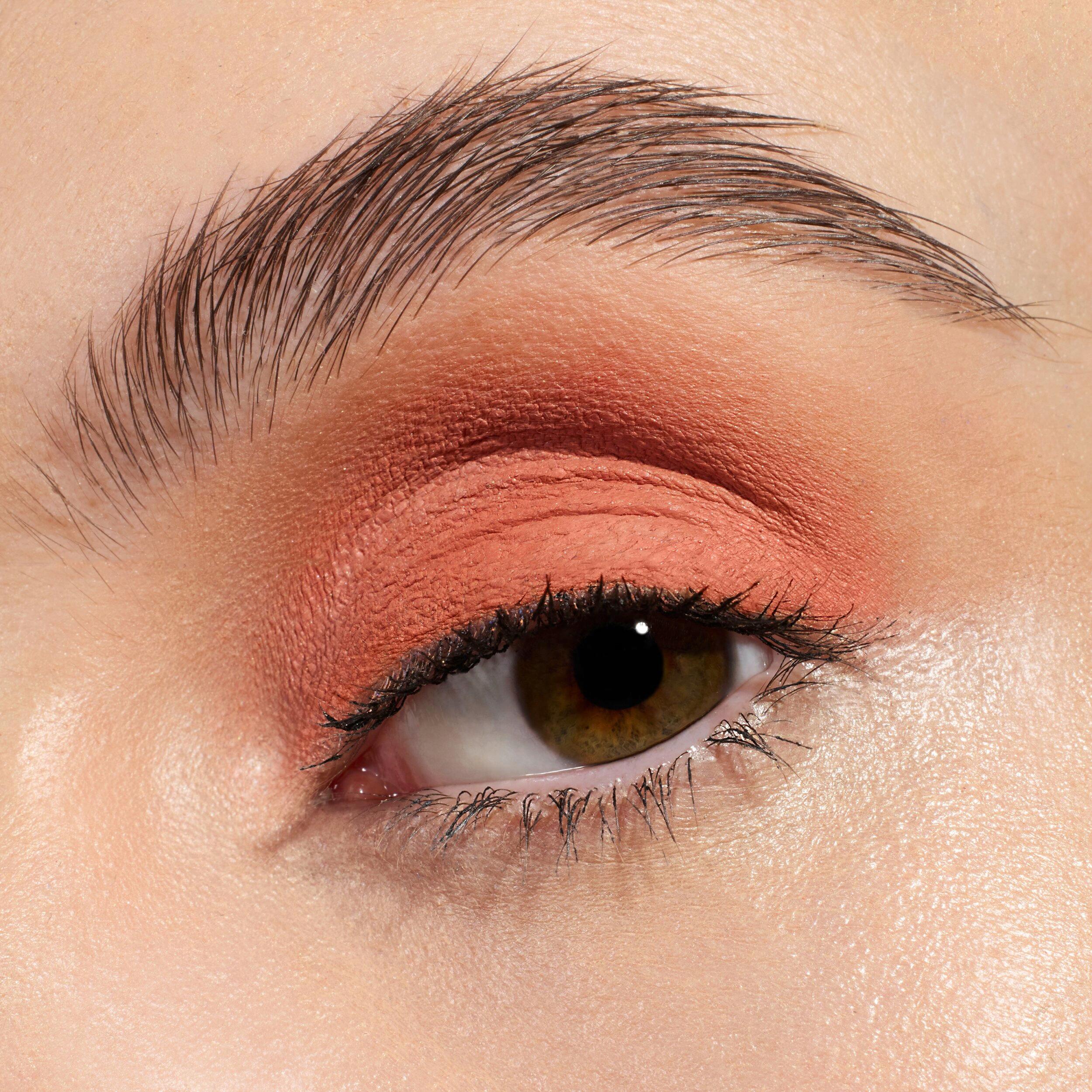 Produktbild essence matte liquid eyeshadow 3 von 17