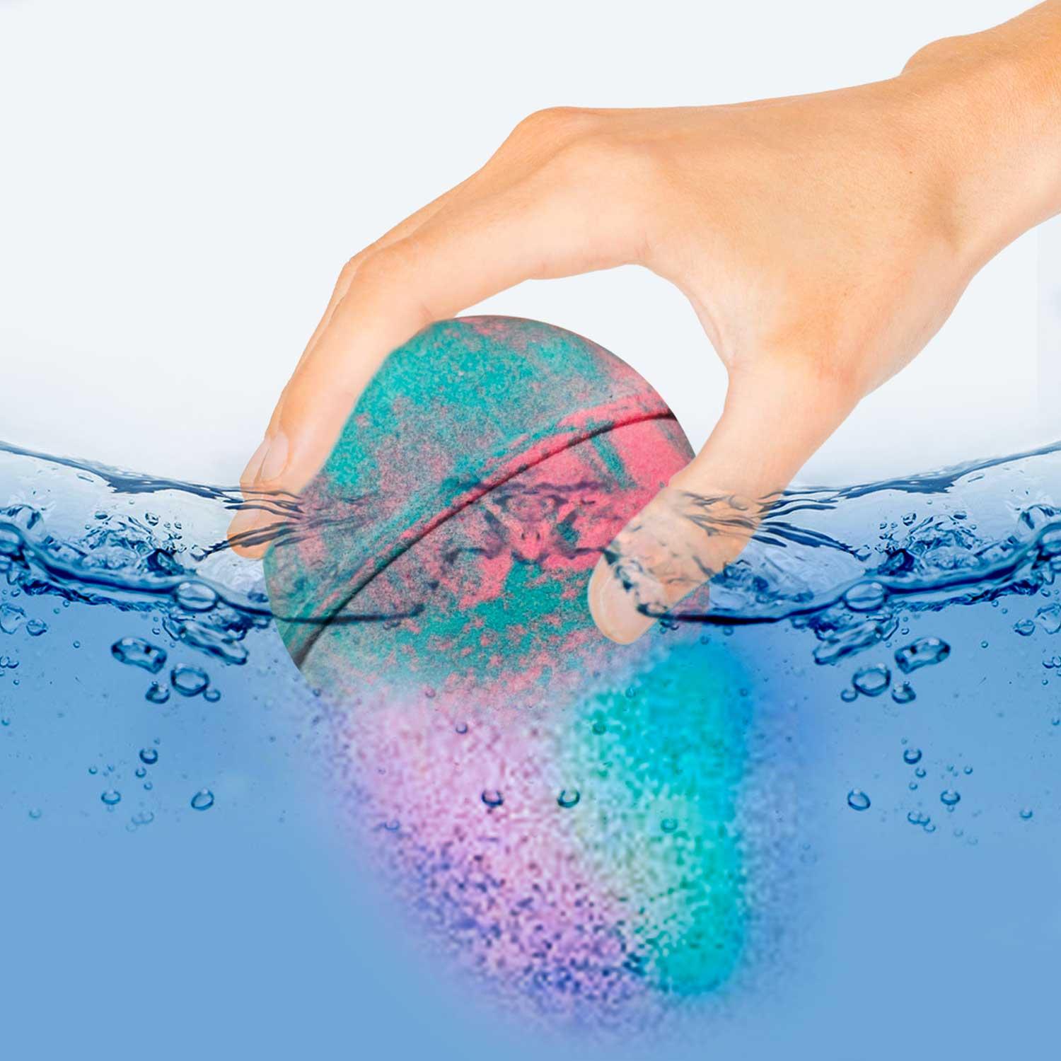 Produktbild CRAZE - INKEE Mermaid Badekugel mit Erdbeerduft - mit Überraschung (1 von 6 Saugnapf-Figuren) 13 von 18