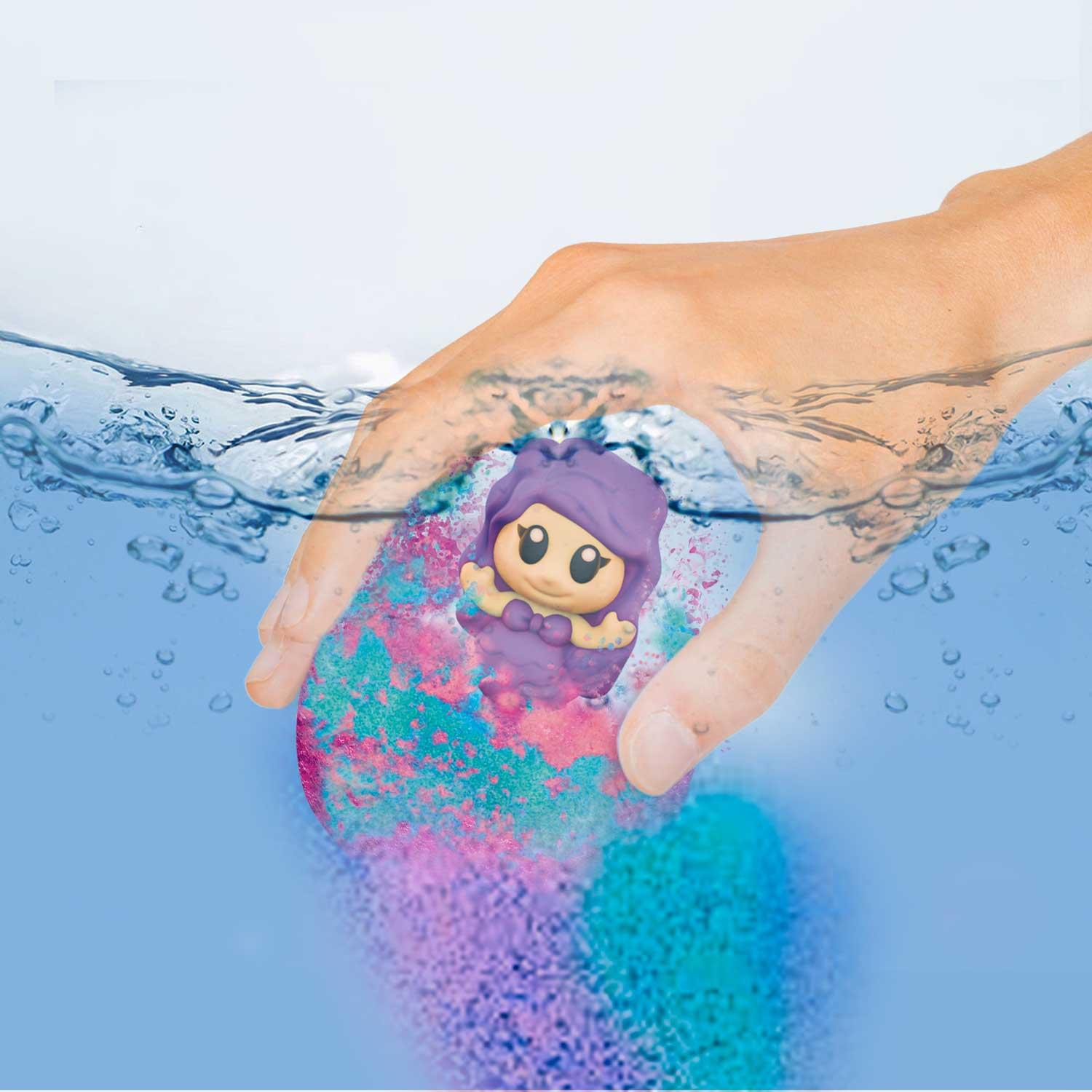 Produktbild CRAZE - INKEE Mermaid Badekugel mit Erdbeerduft - mit Überraschung (1 von 6 Saugnapf-Figuren) 14 von 18