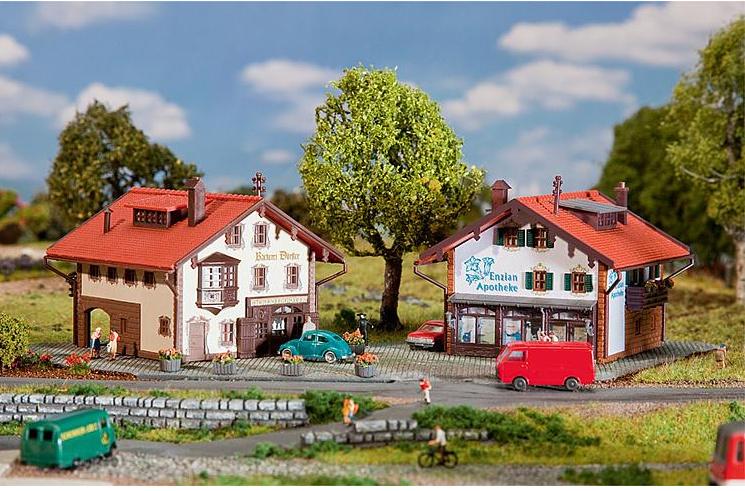 Faller 232245 - N - Apotheke und Bäckerei
