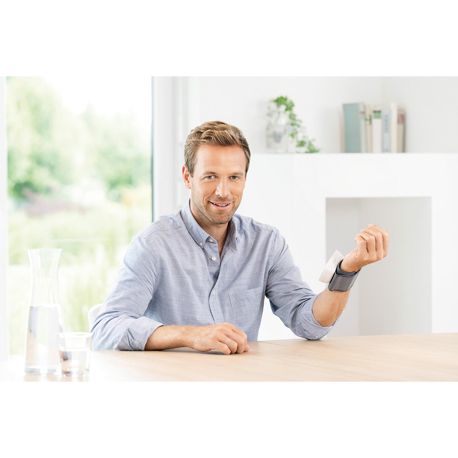 Produktbild beurer Handgelenk-Blutdruckmessgerät  BC 21 2 von 2