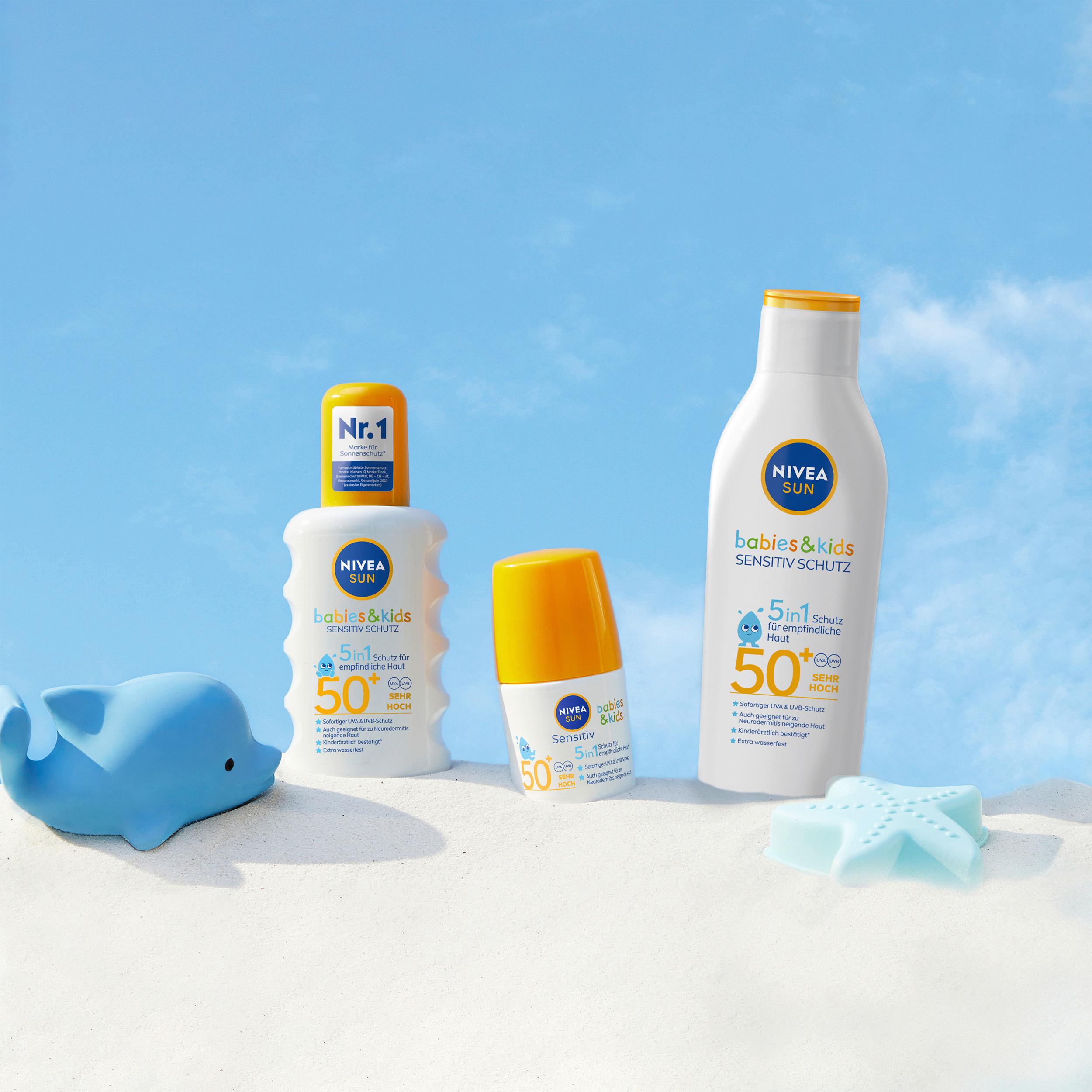 Produktbild NIVEA SUN Kids sensitiv Sonnen-Roller LF50+ 3 von 5