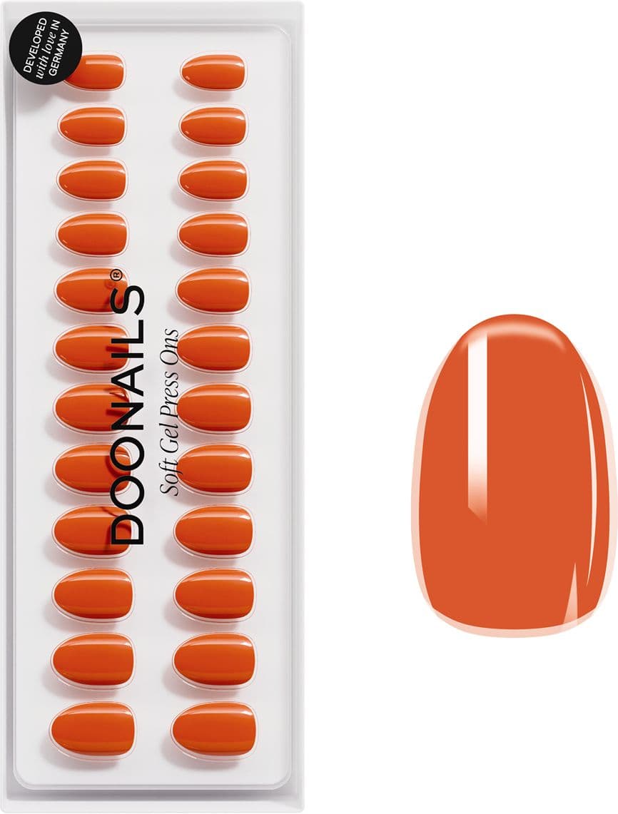 DOONAILS Soft Gel Press Ons Dolce Vita Short Round