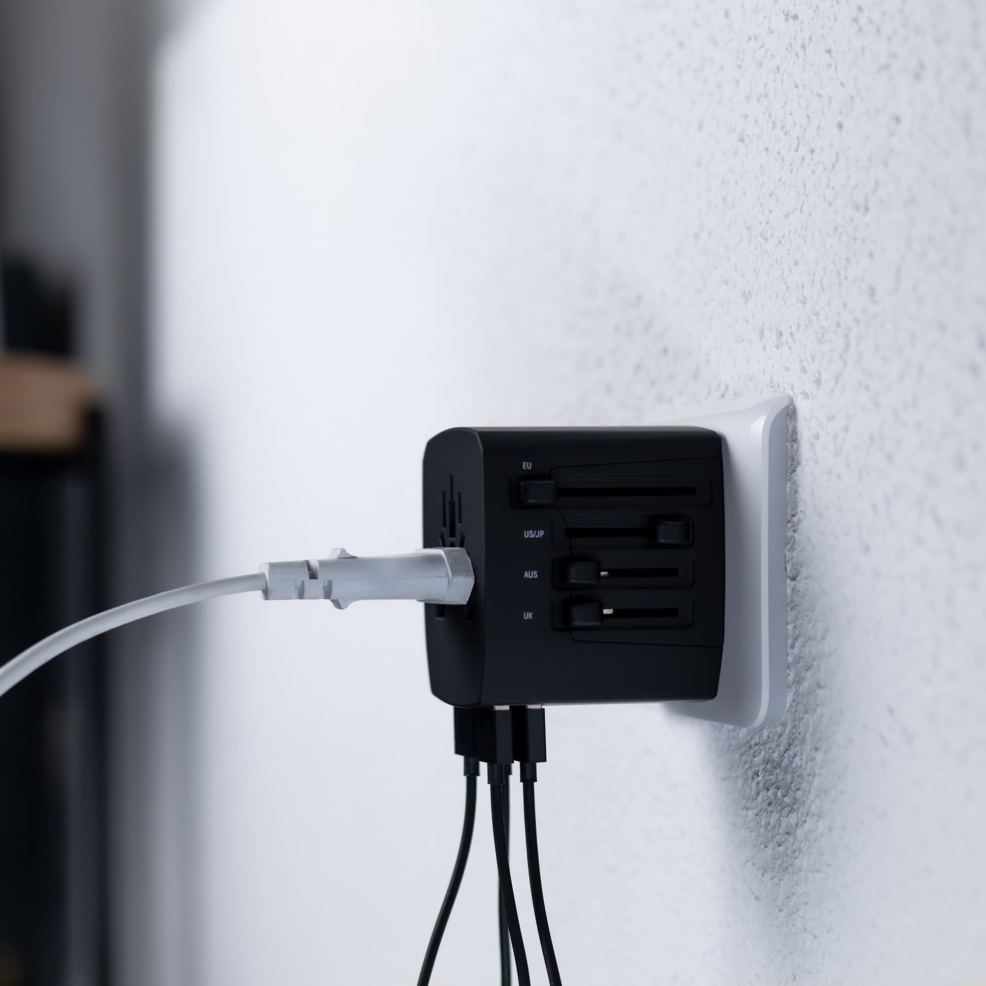 Produktbild XLayer Internationaler Reisestecker Weltweit Black 12 von 20