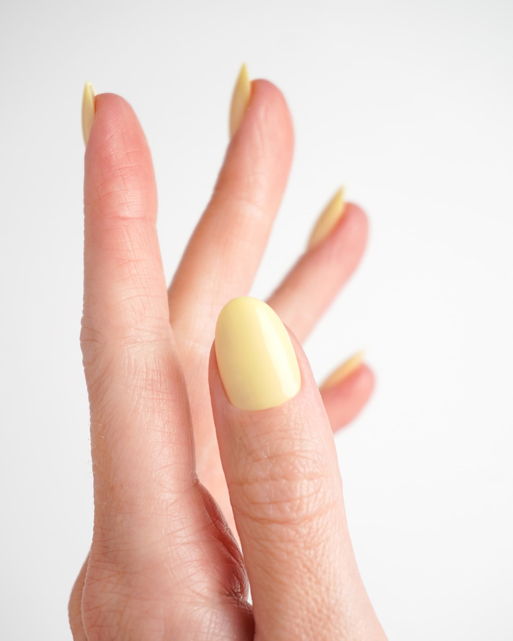 Produktbild DOONAILS Soft Gel Press Ons Short Round Lemon Sorbet 3 von 5