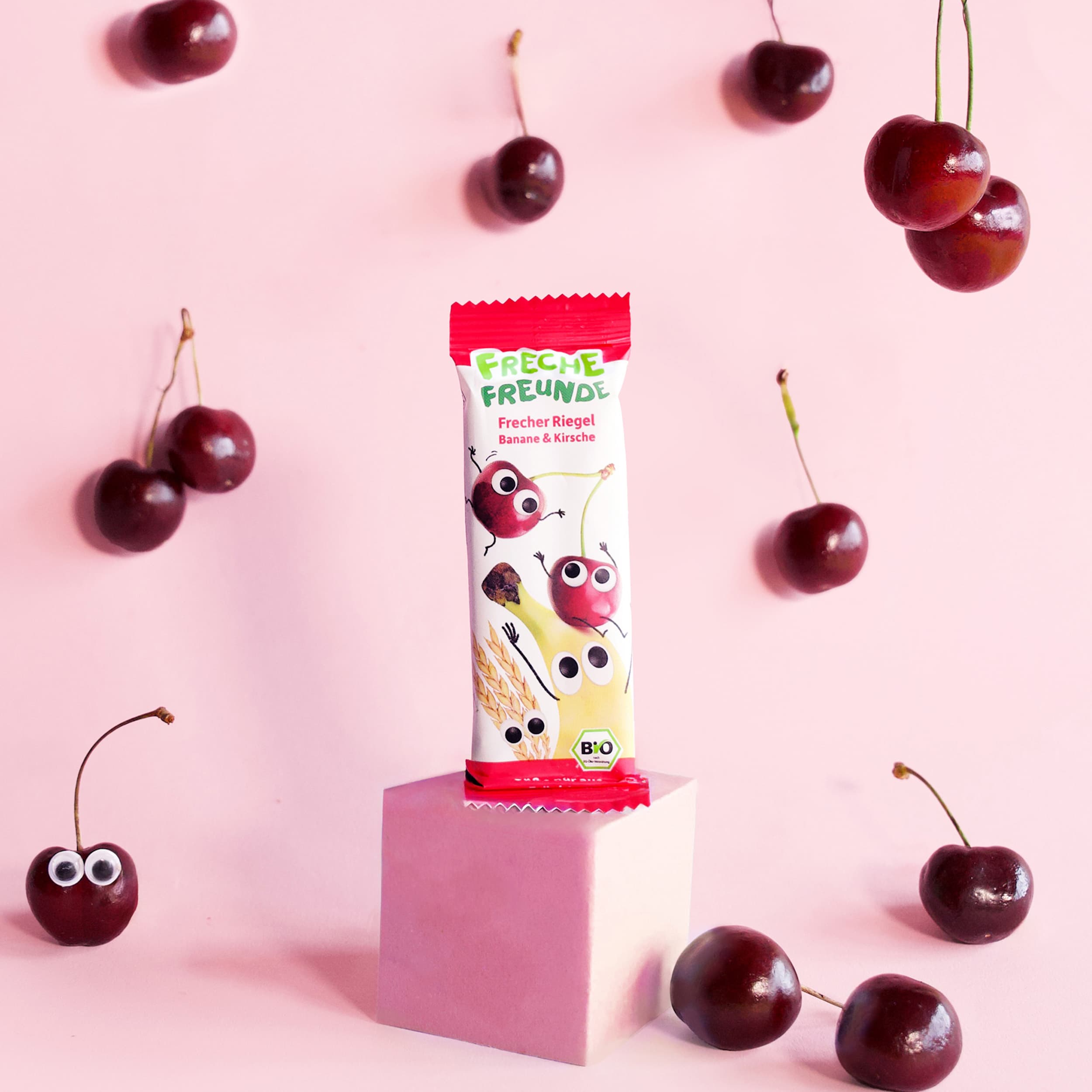 Produktbild Freche Freunde Bio Riegel Banane & Kirsche 4 von 12