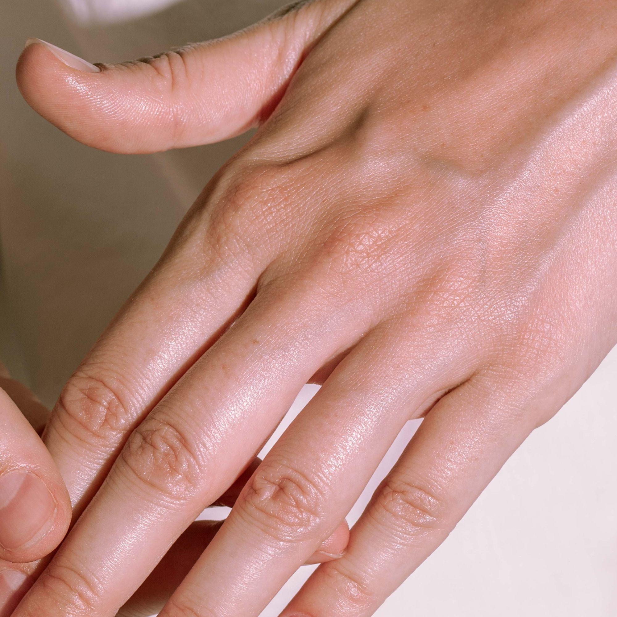 Produktbild MÁDARA ​DEEP COMFORT Handcreme 3 von 5