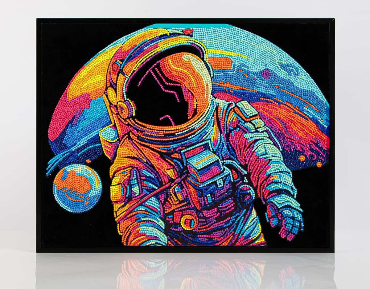 DIAMOND DOTZ - Diamond Painting Neon Astronaut