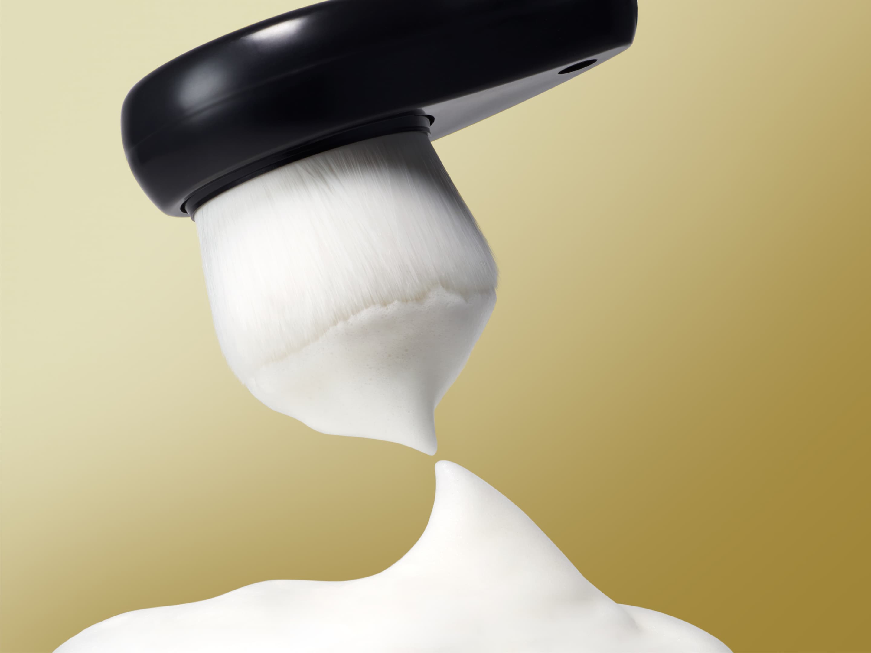 Produktbild SENSAI ULTIMATE The Creamy Soap 3 von 4