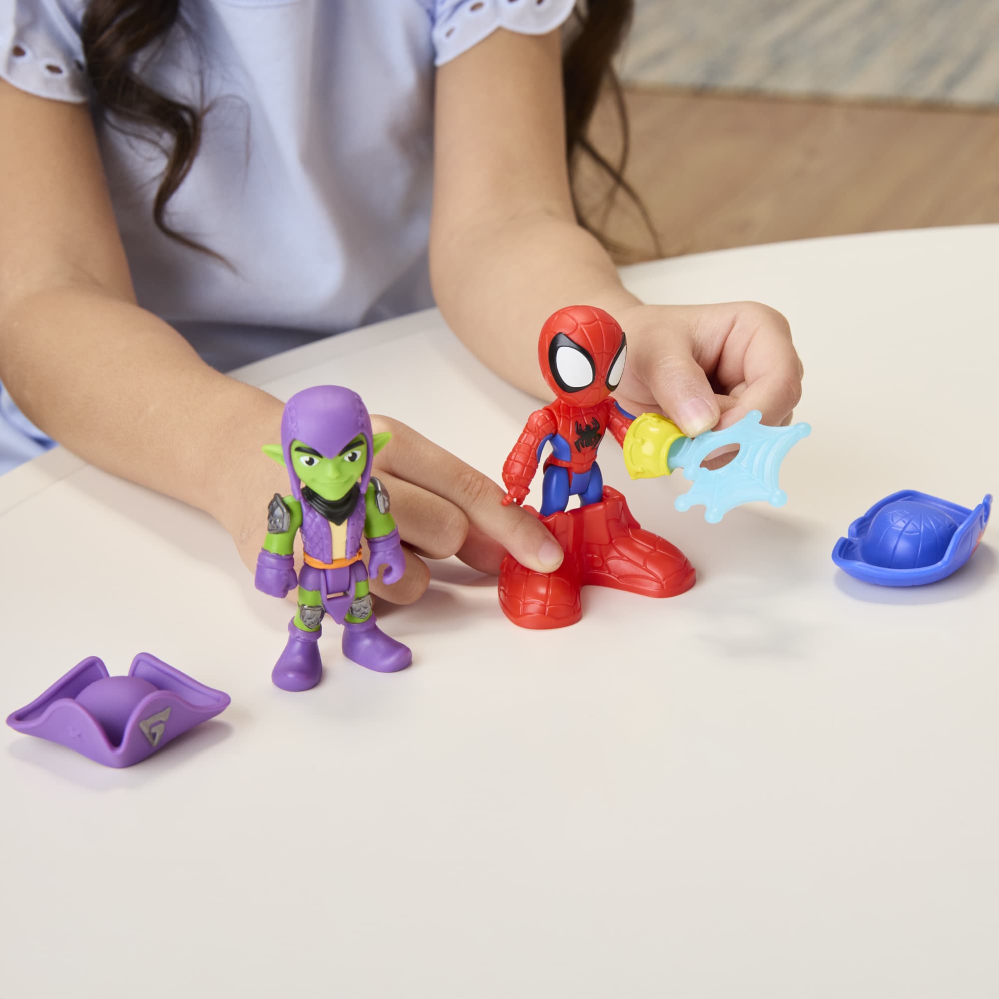 Produktbild Hasbro - Marvel Water-Webs Ahoi Piratenschiff mit Seifenblasen 4 von 11