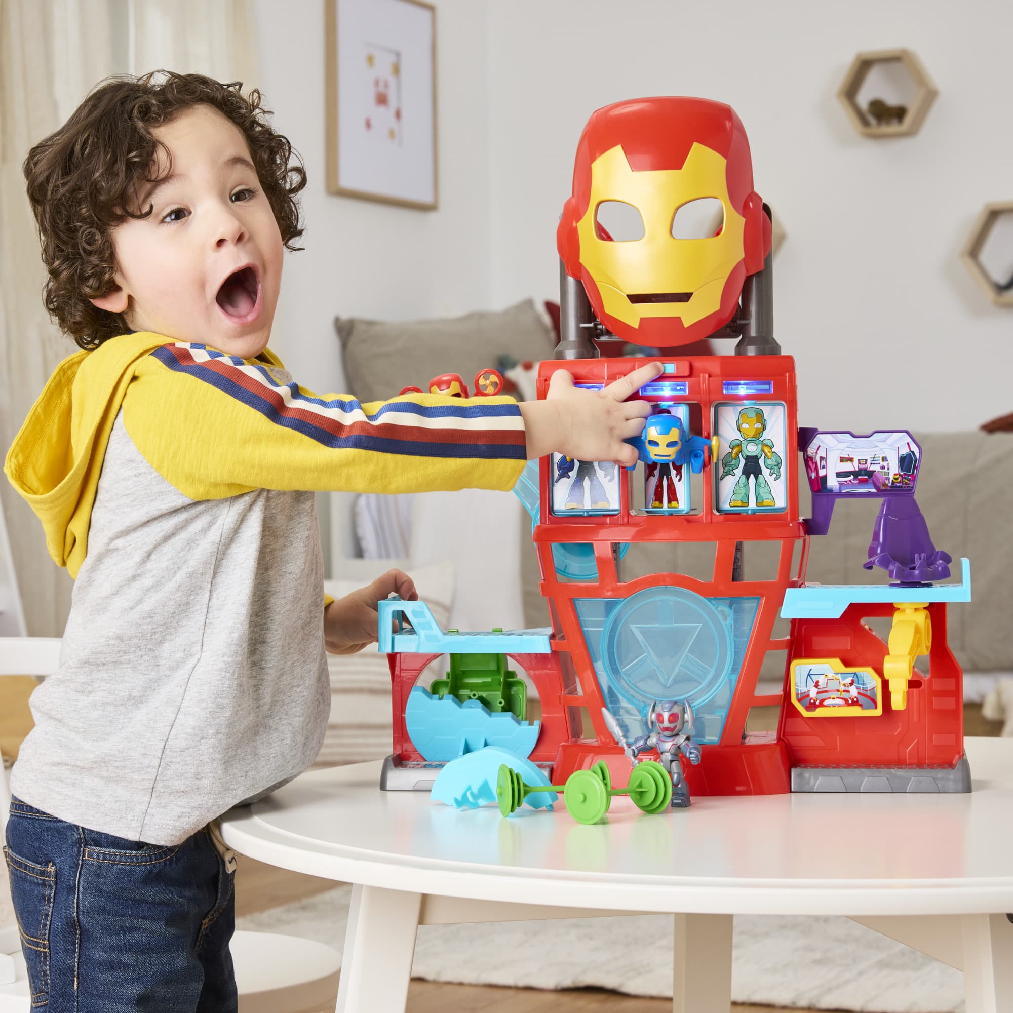 Produktbild Hasbro - Marvel Iron Man and his Awesome Friends elektronisches Iron Quartier Spielset für Jungen und Mädchen 6 von 16