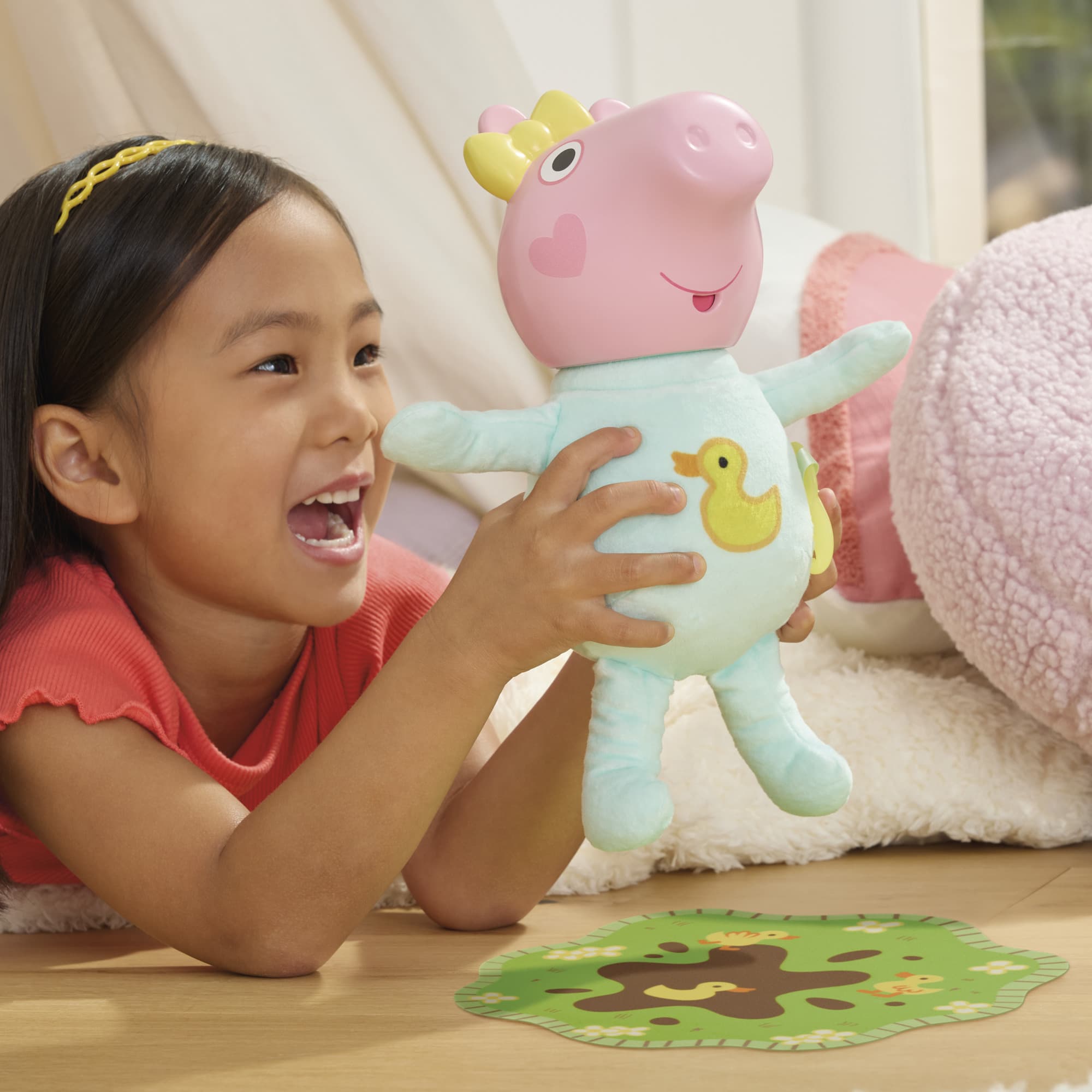 Produktbild Hasbro - Peppa Pig Grunz und Kuschel Evie interaktive Babypuppe 7 von 15