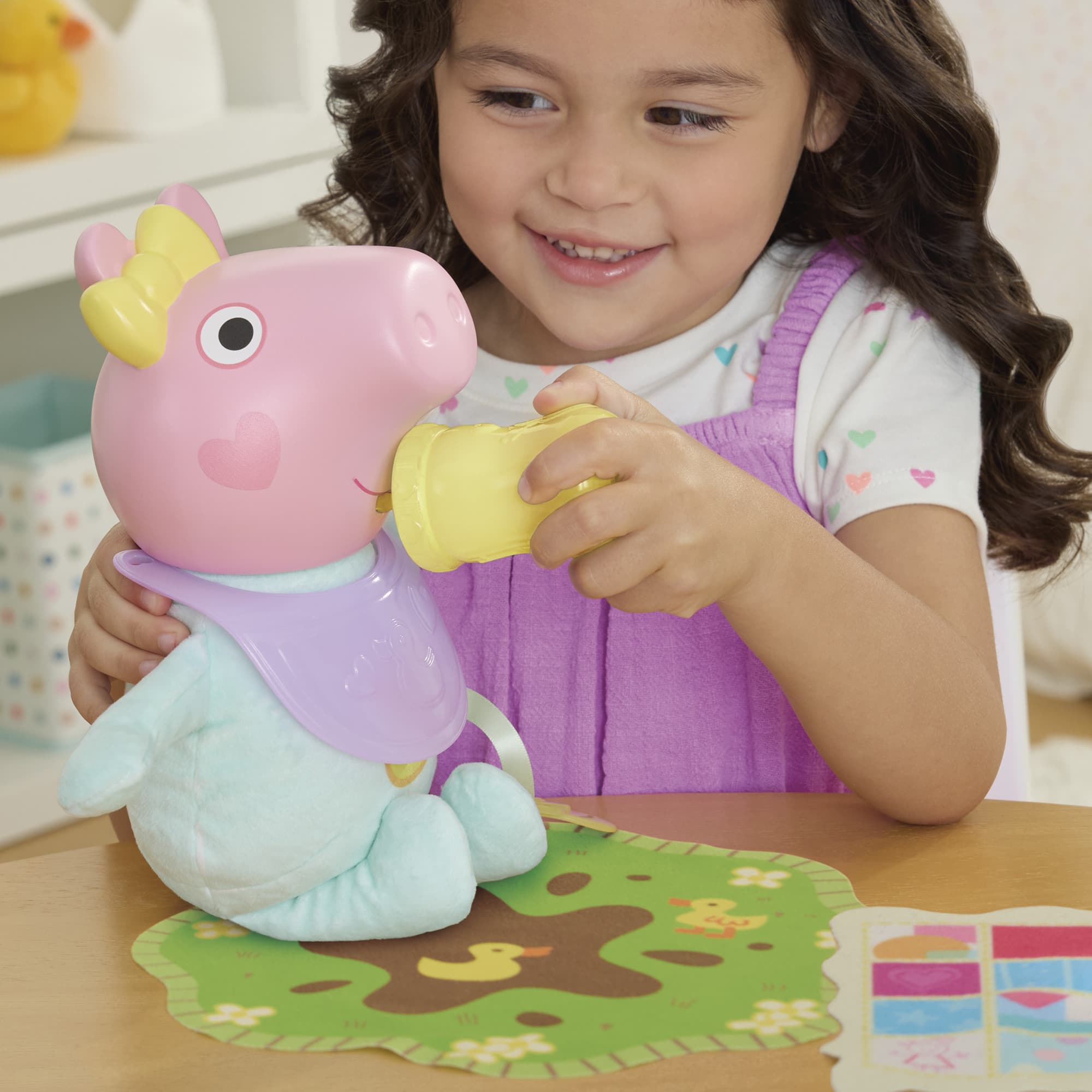Produktbild Hasbro - Peppa Pig Grunz und Kuschel Evie interaktive Babypuppe 4 von 15