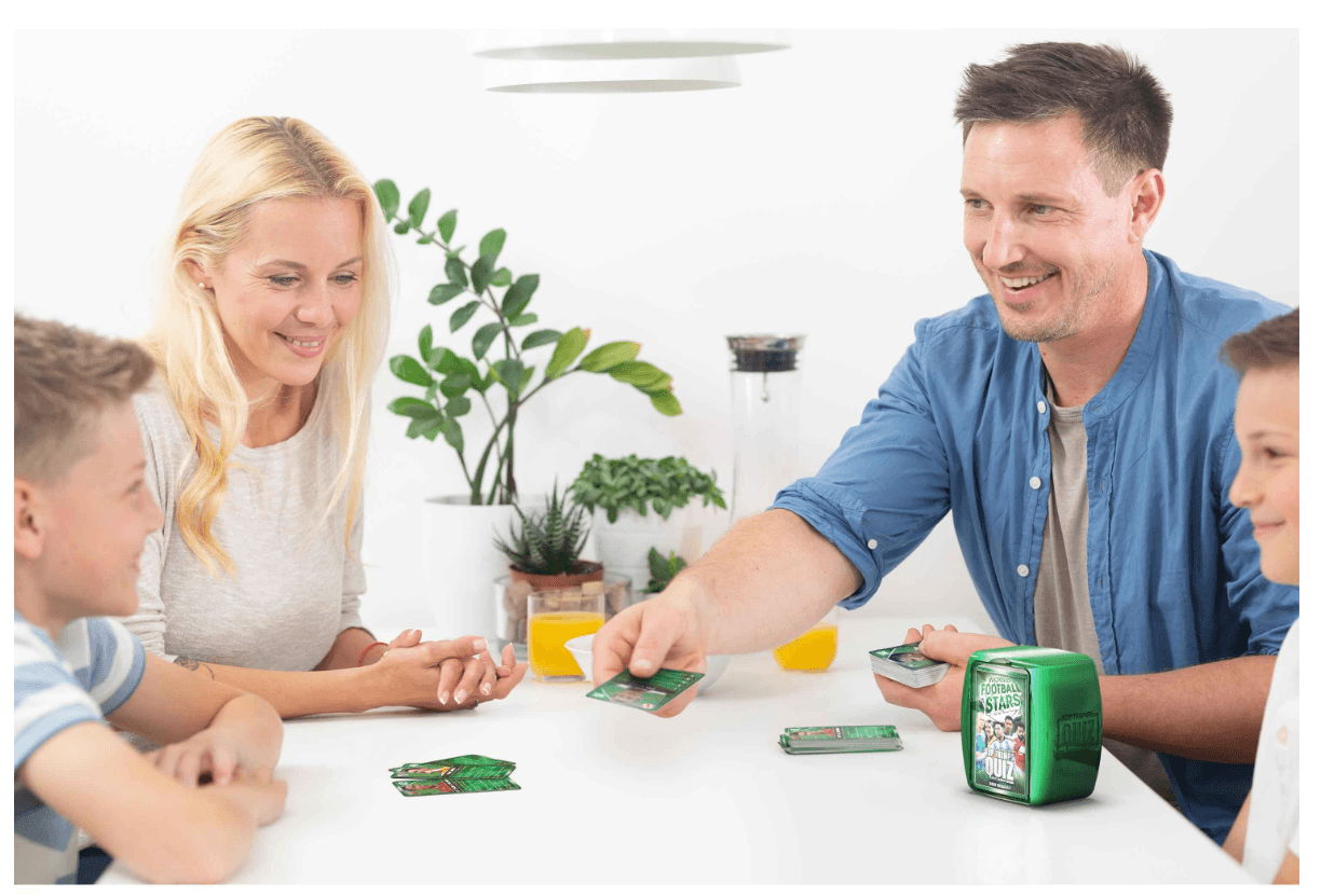 Produktbild Winning Moves - Top Trumps Quiz – Weltfussballstars green case 3 von 4