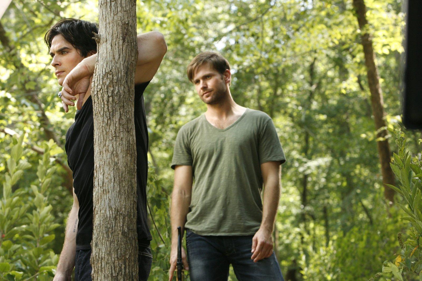 Produktbild The Vampire Diaries - Staffel 3  [5 DVDs] 9 von 12