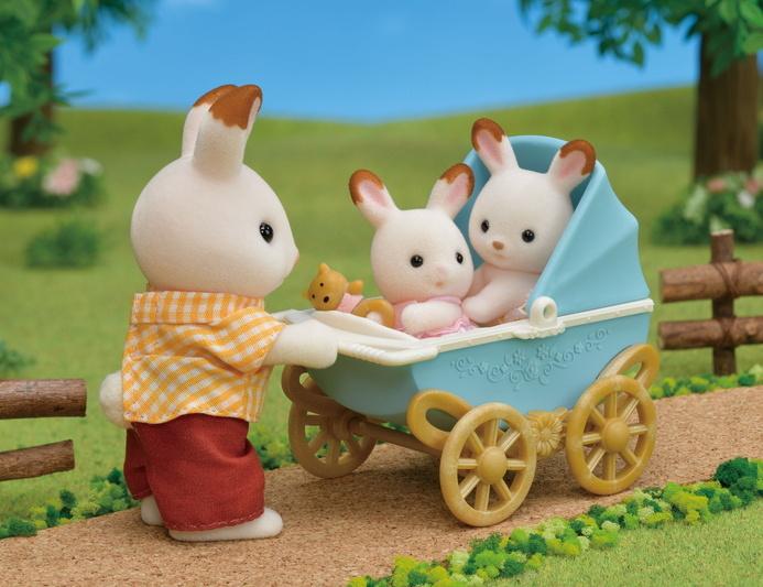 Produktbild Sylvanian Families - Schokoladenhasen Zwillinge mit Kinderwagen 3 von 4