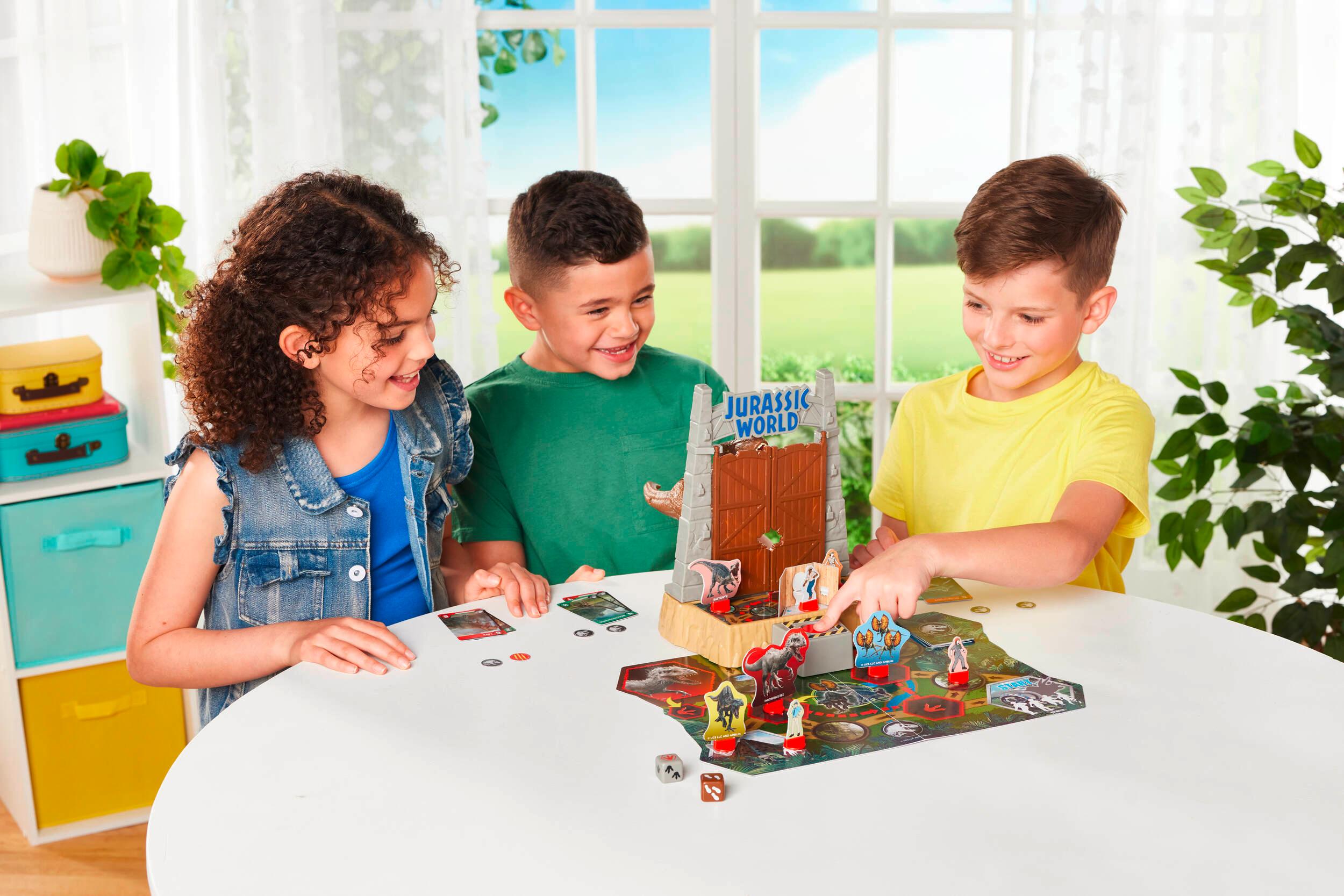 Produktbild EPOCH Games Jurassic World - T-Rex Panic 6 von 10