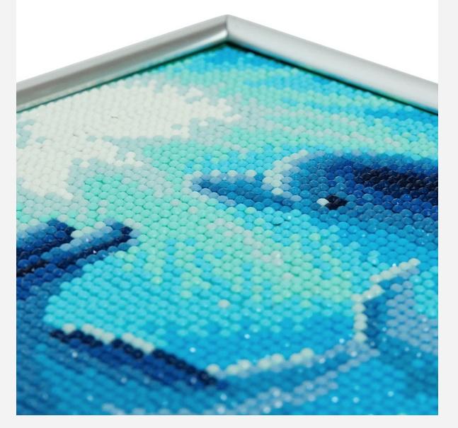 Produktbild Craft Buddy - Crystal Art Diamond Painting Picture Frame-Kit Delfine 21 cm x 25 cm 2 von 4