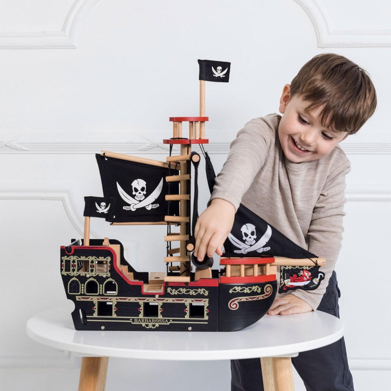 Produktbild LE TOY VAN - Barbarossa Piratenschiff&Figuren 4 von 4