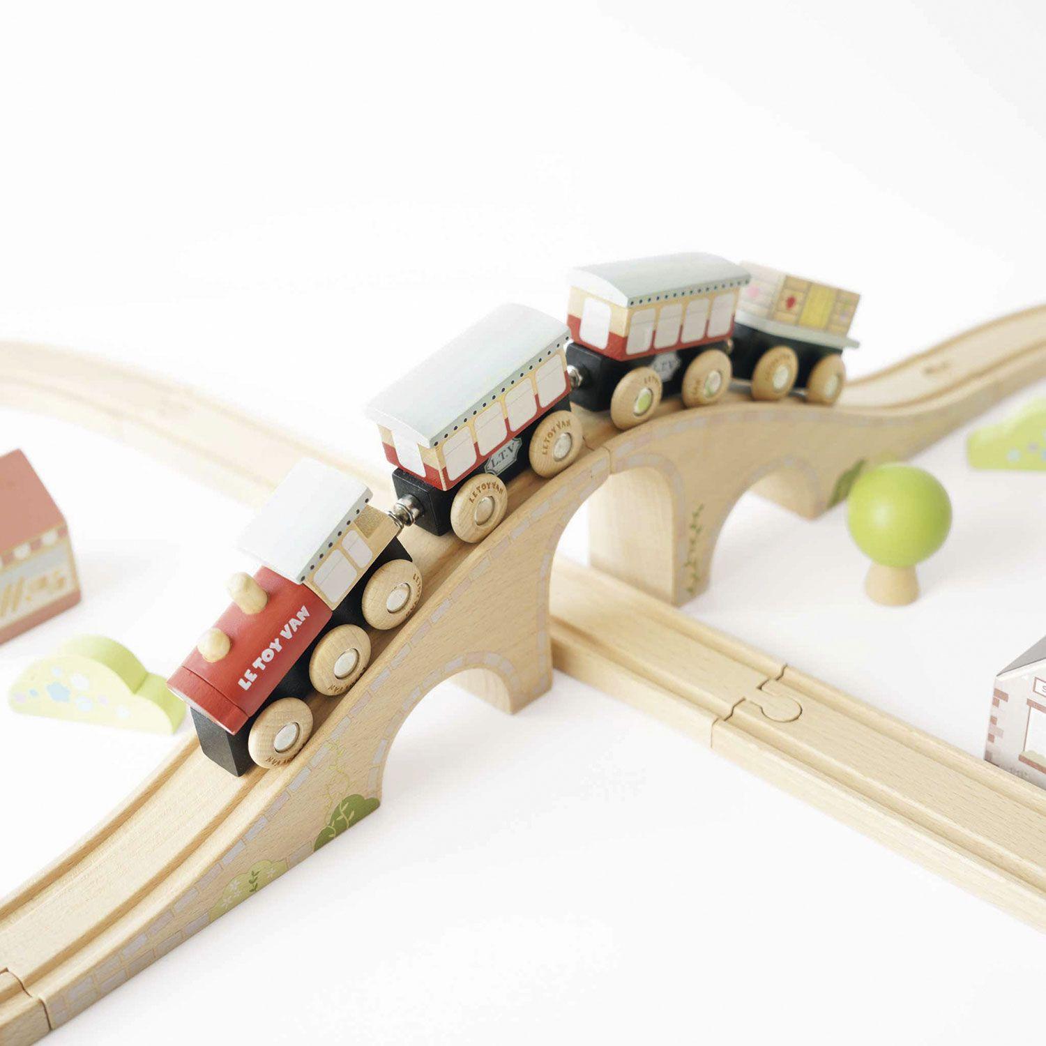 Produktbild LE TOY VAN - Eisenbahn Set liegende 8 TV702 2 von 4