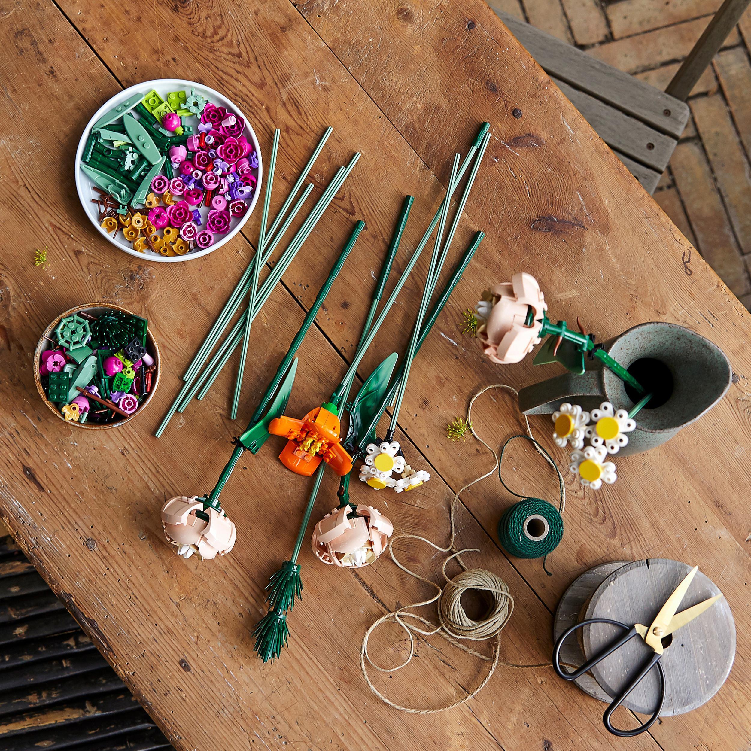 Produktbild LEGO Icons 10280 Blumenstrauß, Kunstpflanzen für Erwachsene, Zimmerdeko 9 von 9