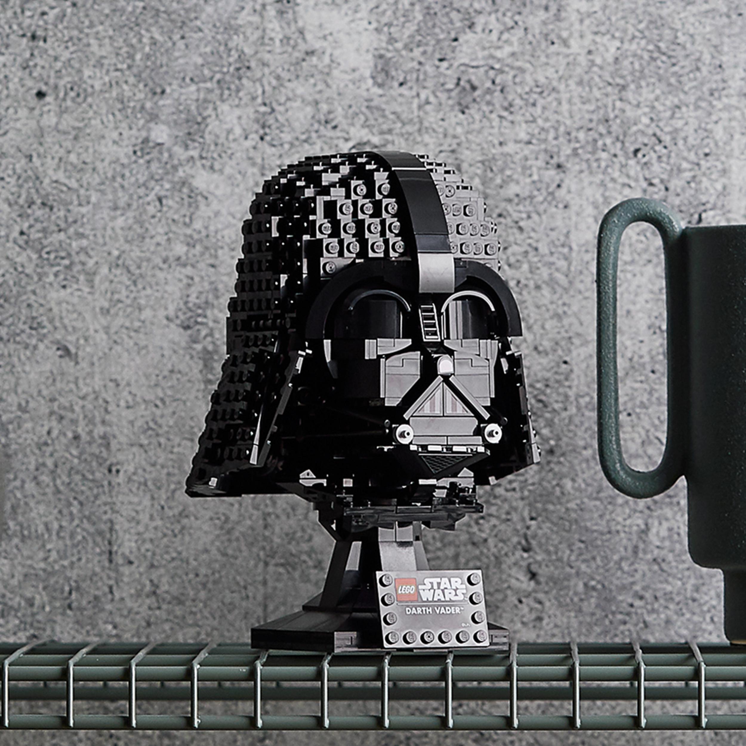 Produktbild LEGO 75304 Star Wars Darth-Vader Helm Sammlerstück für Erwachsene 3 von 8