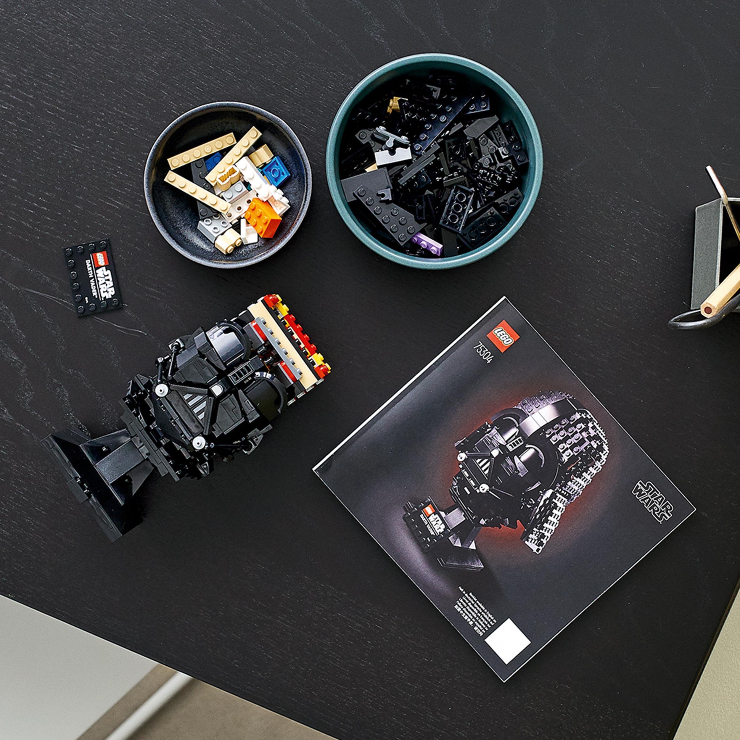 Produktbild LEGO 75304 Star Wars Darth-Vader Helm Sammlerstück für Erwachsene 7 von 8