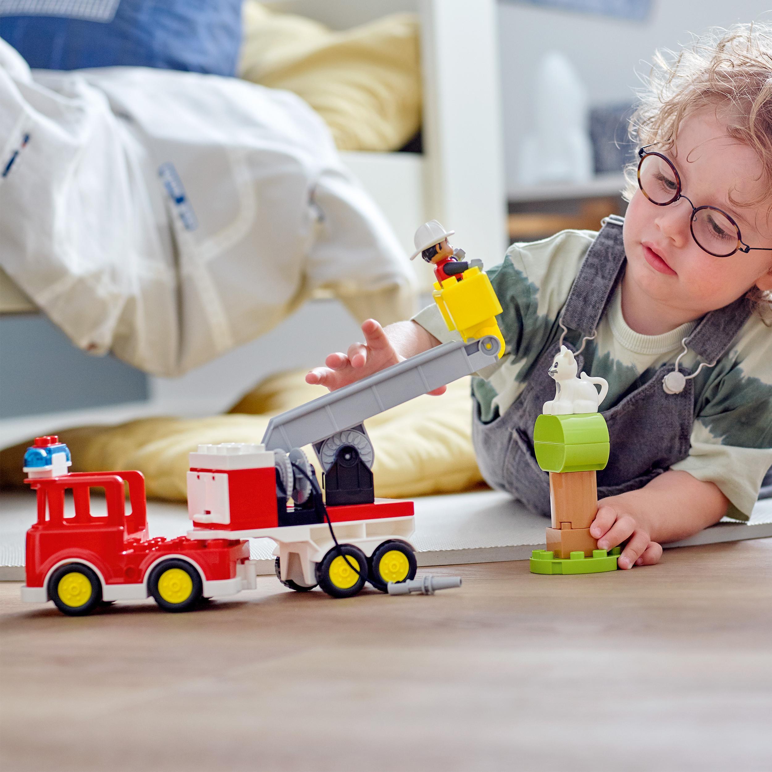 Produktbild LEGO DUPLO Town 10969 Feuerwehrauto 2 von 7