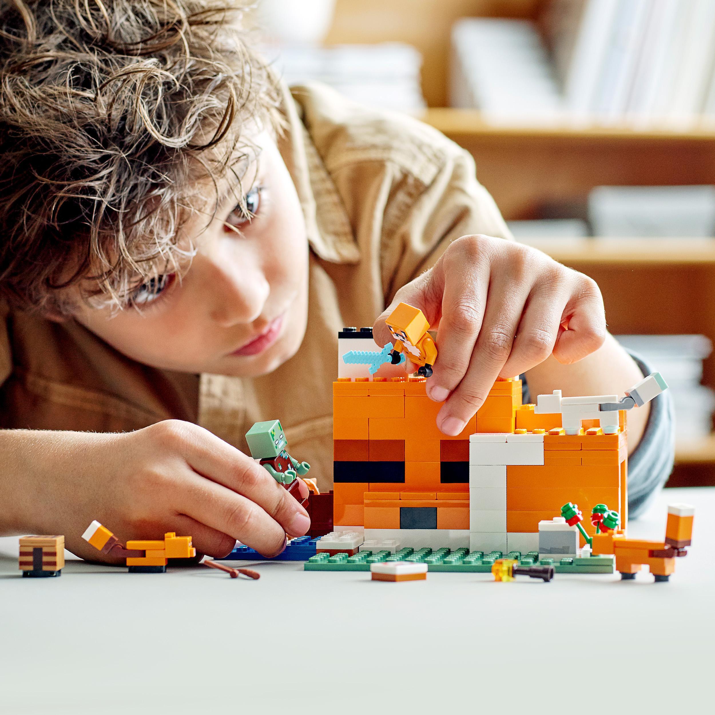 Produktbild LEGO Minecraft 21178 Die Fuchs-Lodge, Spielzeug ab 8 Jahren mit Figuren 2 von 7