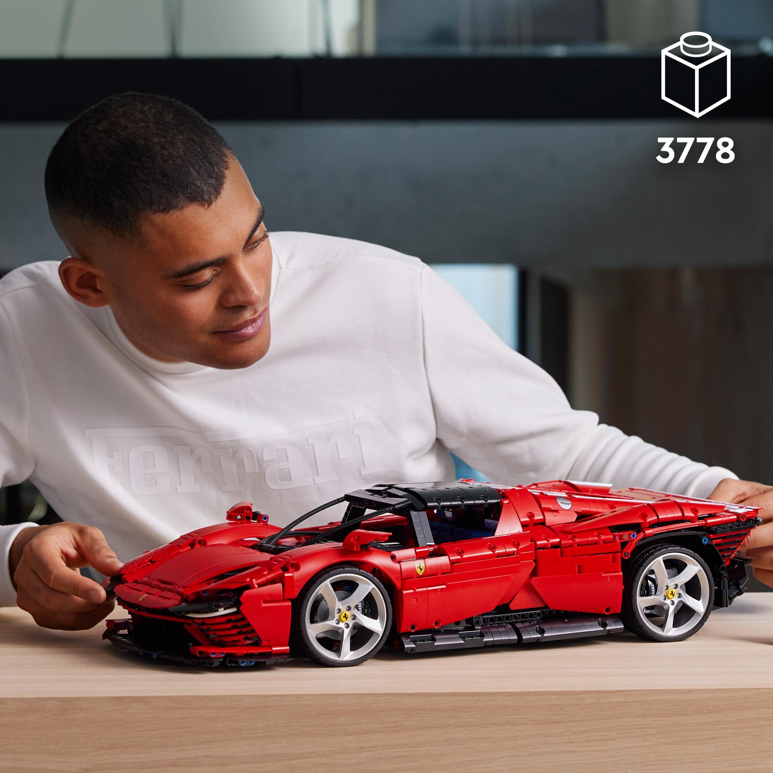 Produktbild LEGO Technic 42143 Ferrari Daytona SP3 Auto-Modell Bausatz, Sammlerstück 3 von 8