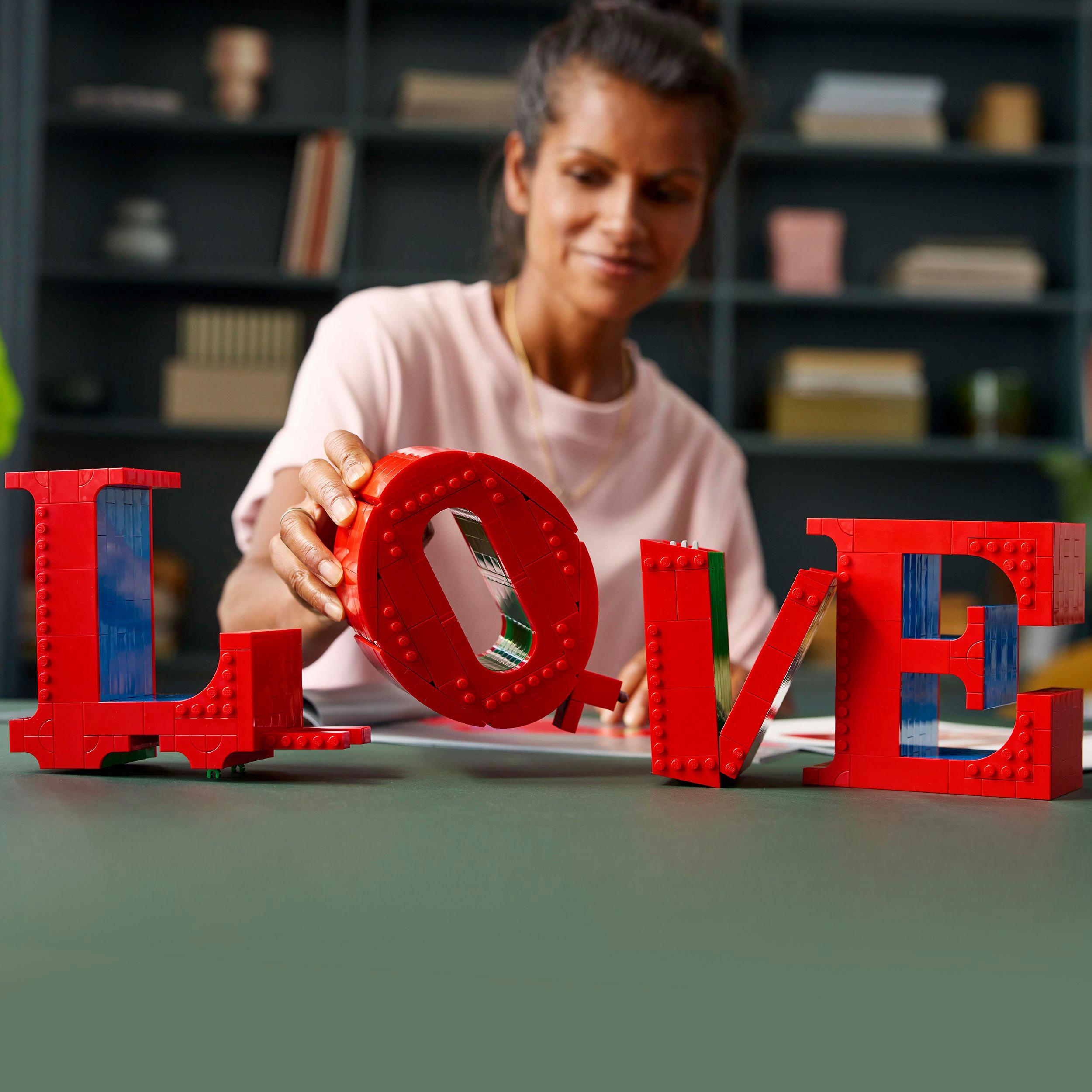 Produktbild LEGO Art LOVE, Bauset für Erwachsene, Wohn- und Büro-Deko 31214 4 von 7