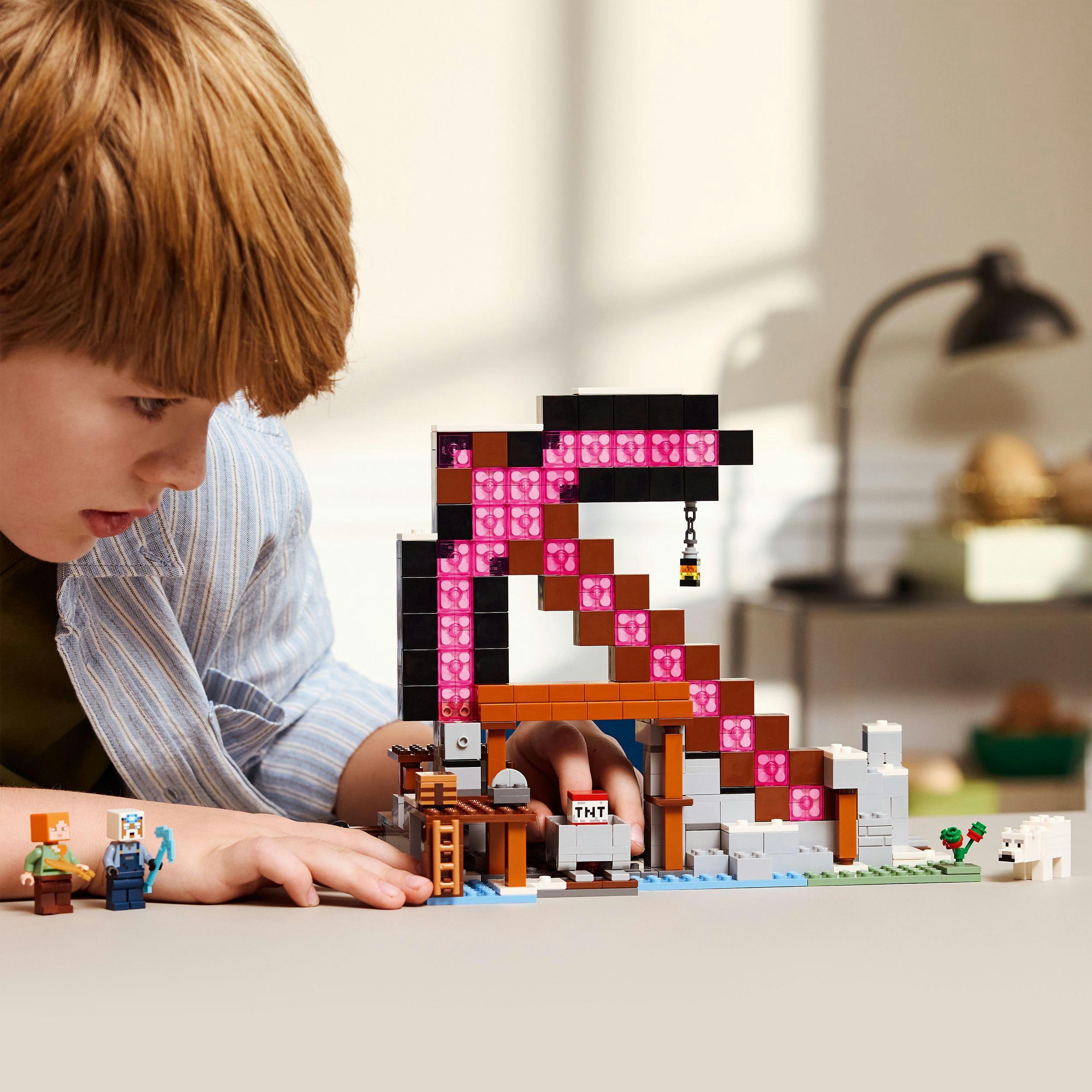 Produktbild LEGO Minecraft Die Spitzhackenmine - Spielzeug für Gamer - 21277 7 von 7
