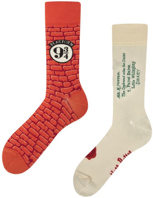 MANY MORNINGS Unisex Socken Pack your Trunk