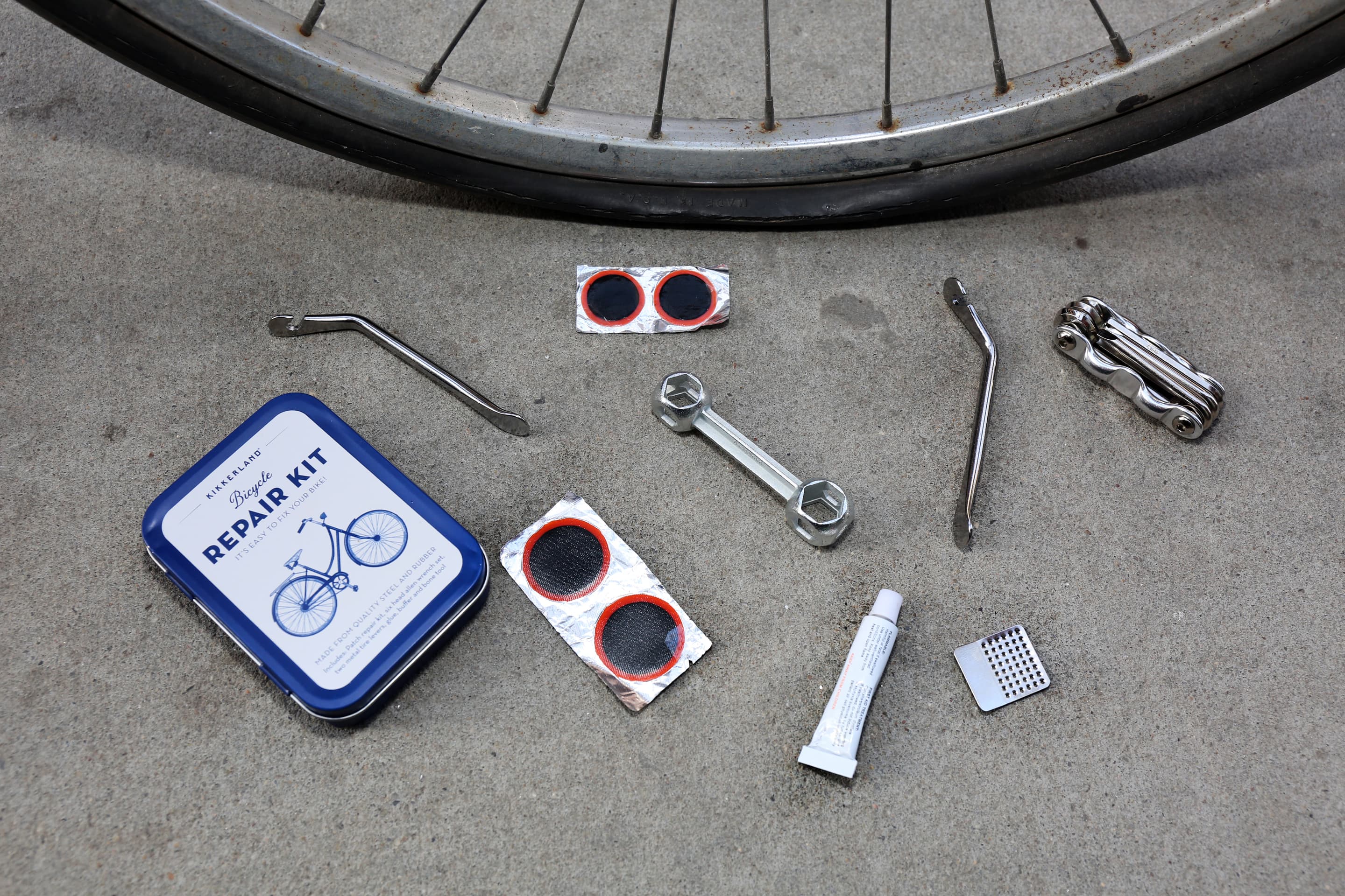 Produktbild Kikkerland Fahrrad Reparaturset 4 von 5
